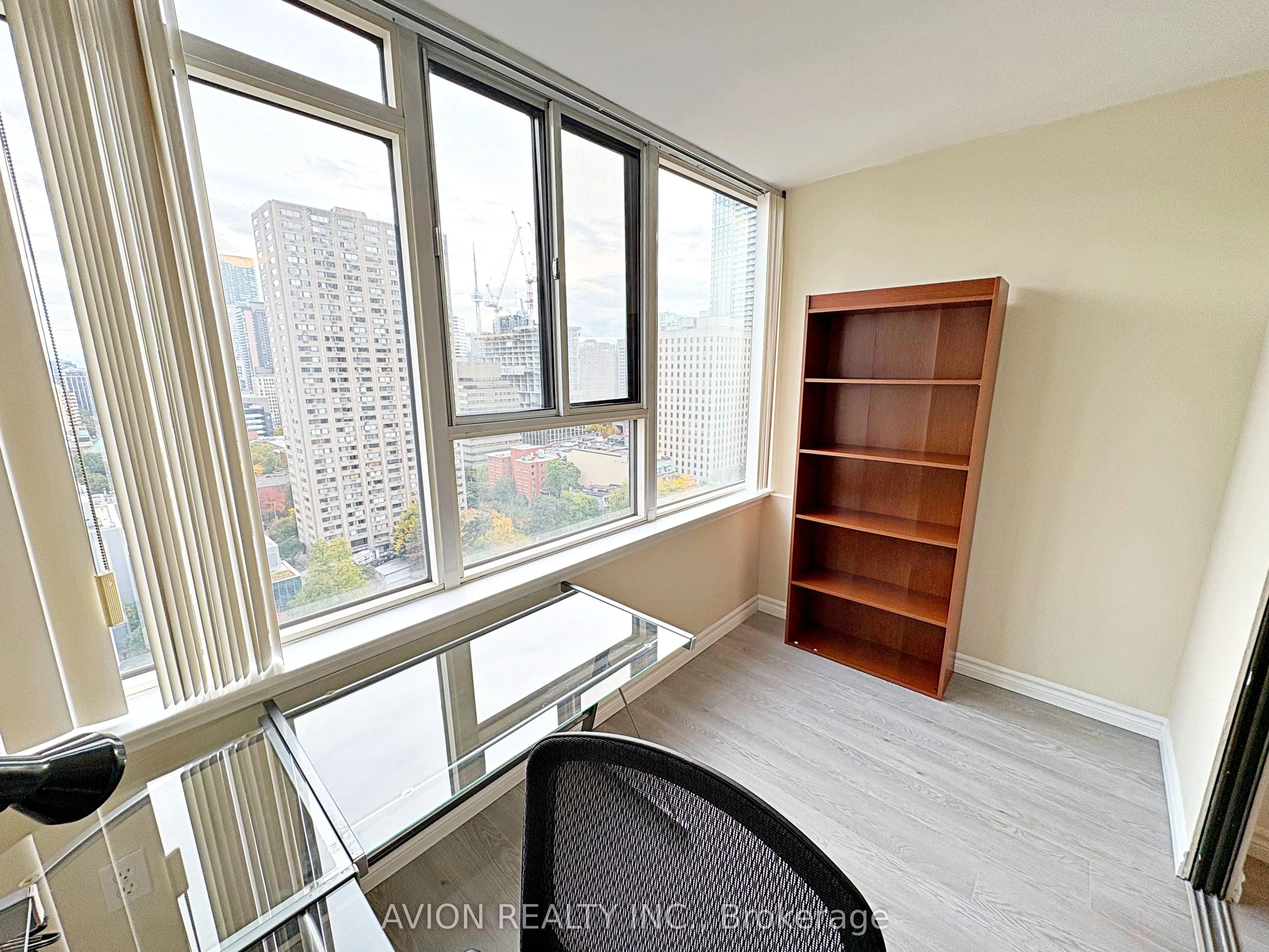 45 Carlton Street, ##1917