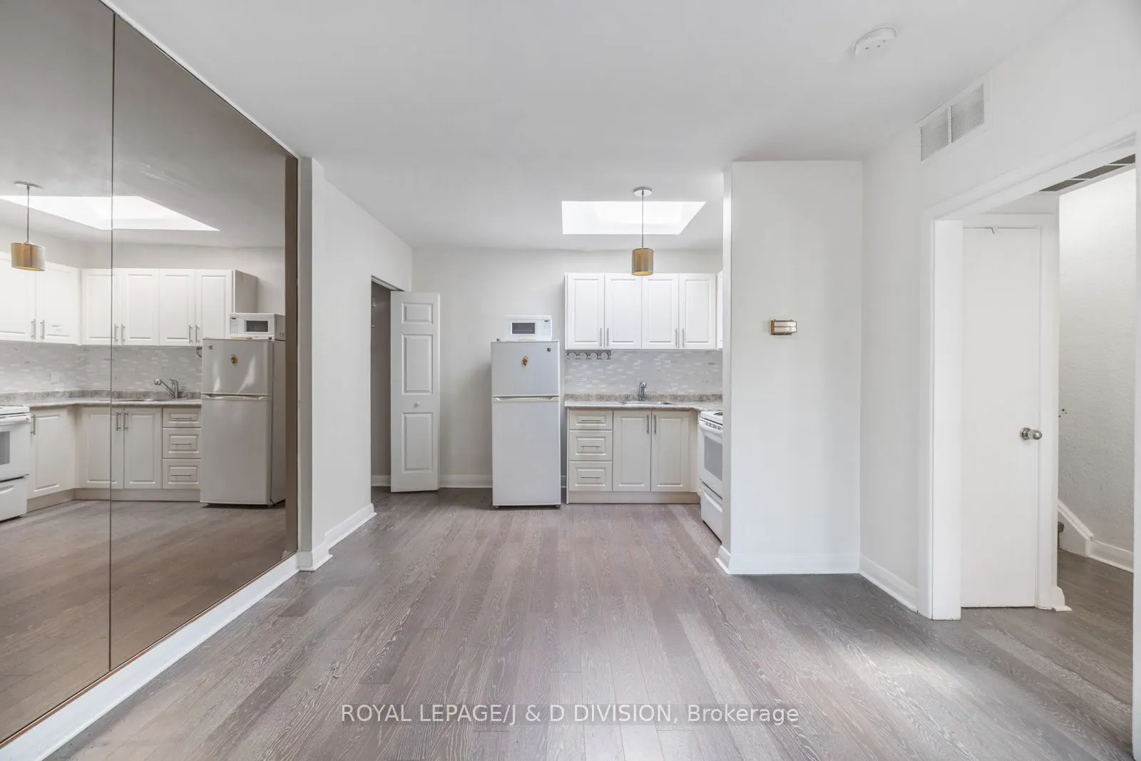 351 Melrose Avenue, #2