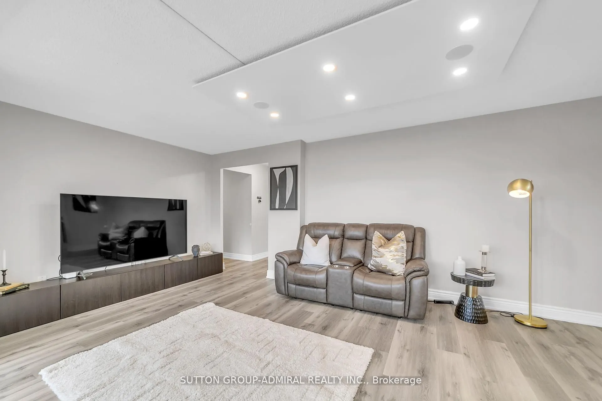 5 Old Sheppard Avenue, #808