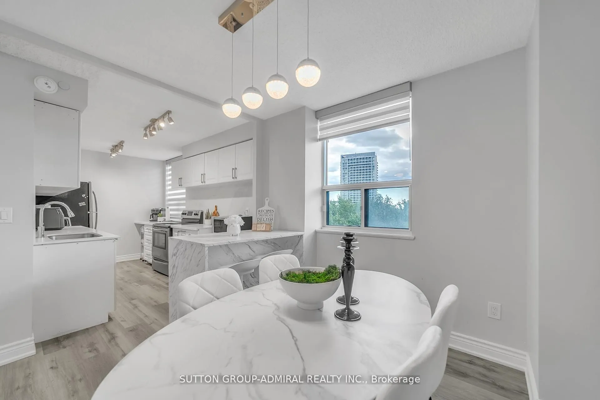 5 Old Sheppard Avenue, #808