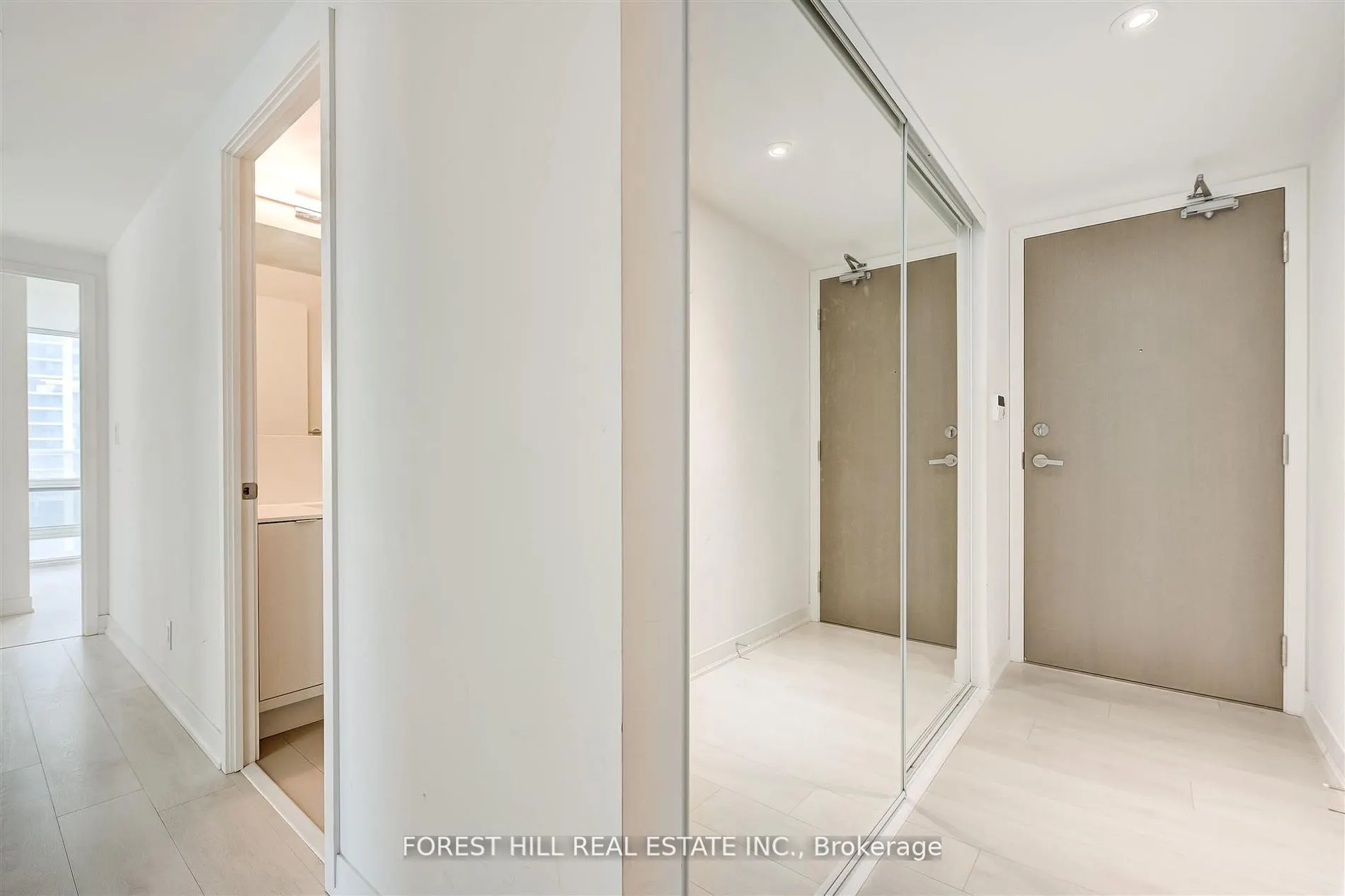 88 HARBOUR Street, #1004