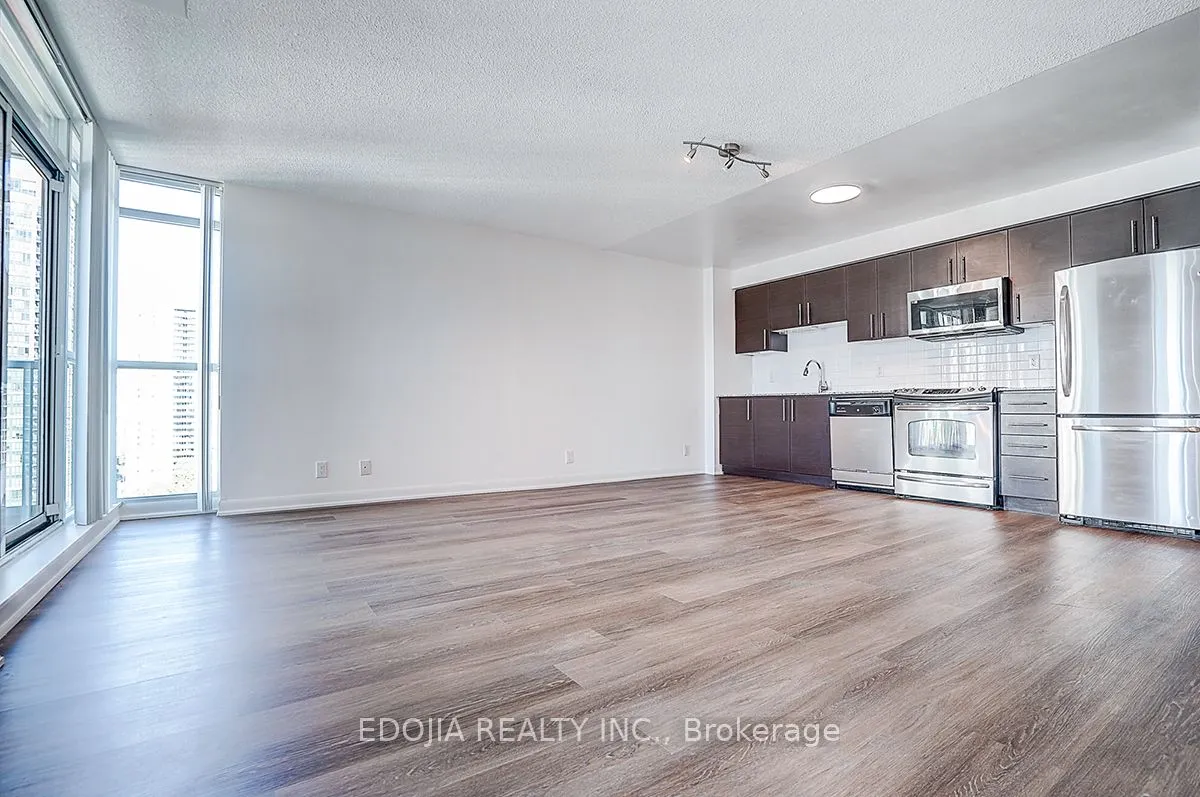 17 Anndale Drive, #1617