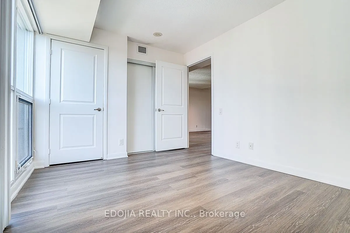 17 Anndale Drive, #1617