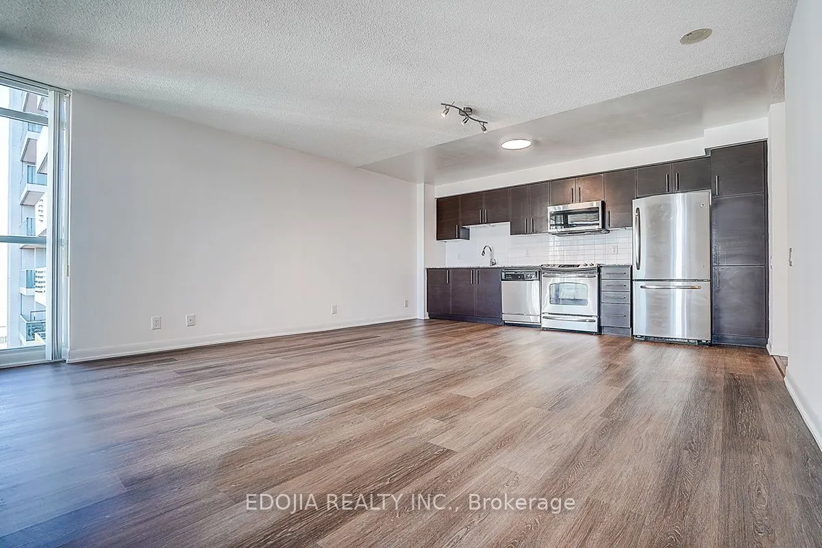 17 Anndale Drive, #1617