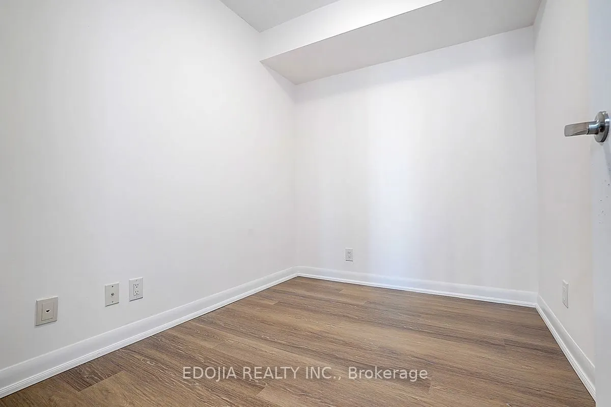 17 Anndale Drive, #1617