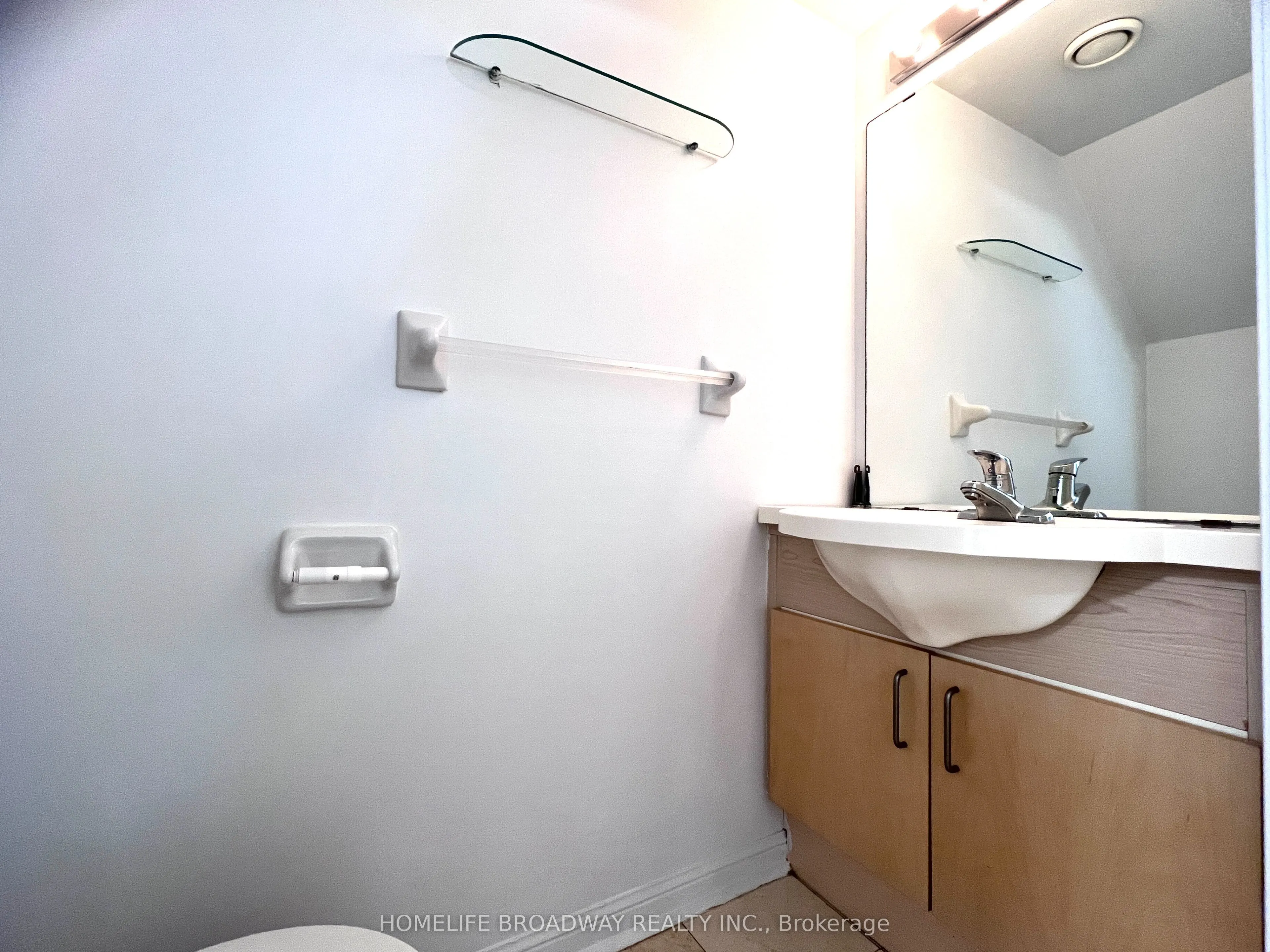 119 Merton Street, #406