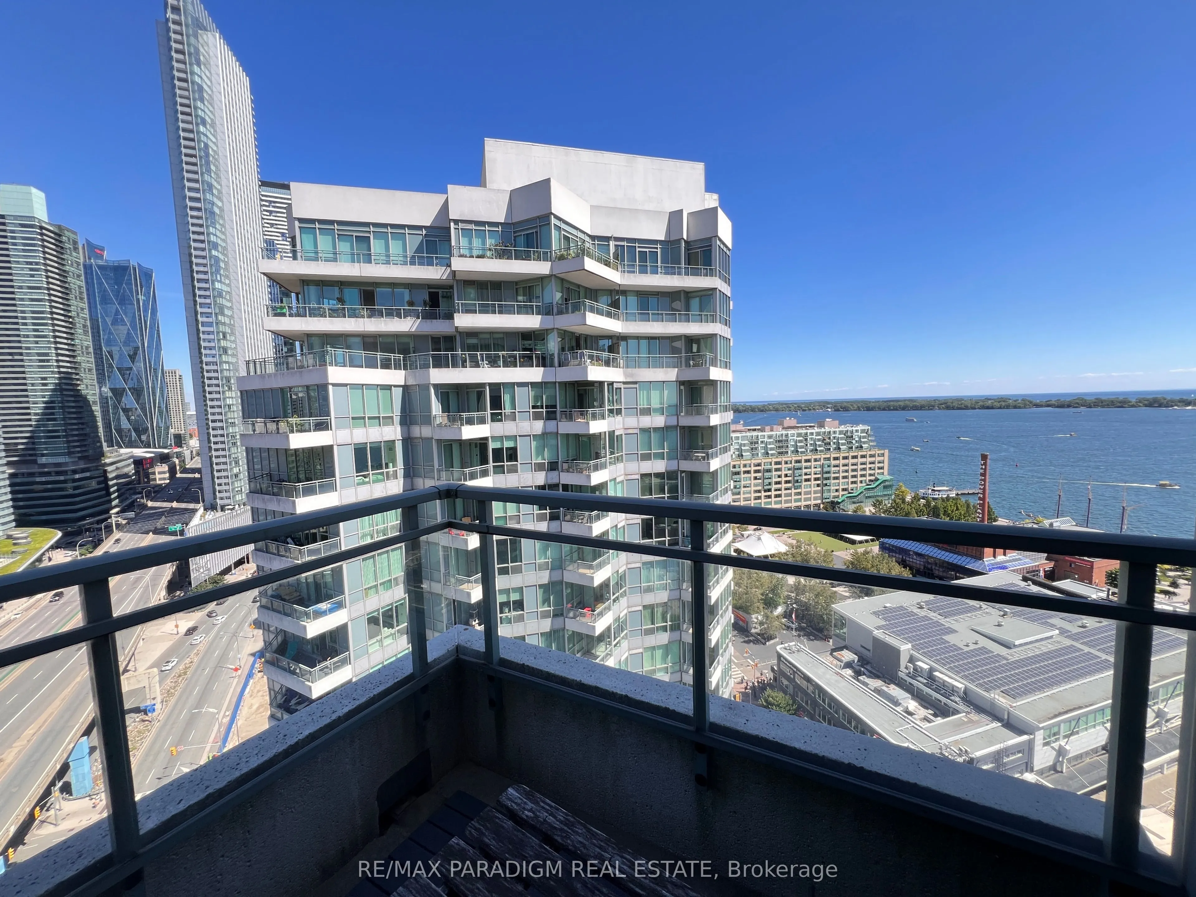 230 Queens Quay W, #2515