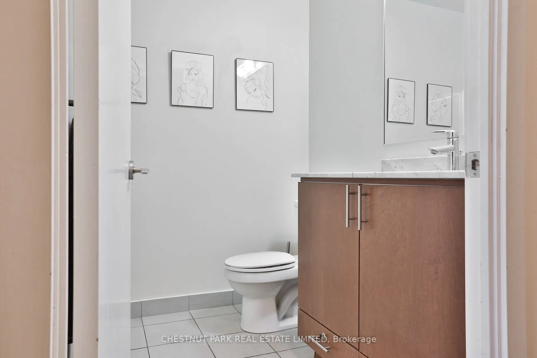 260 Sackville Street, #208