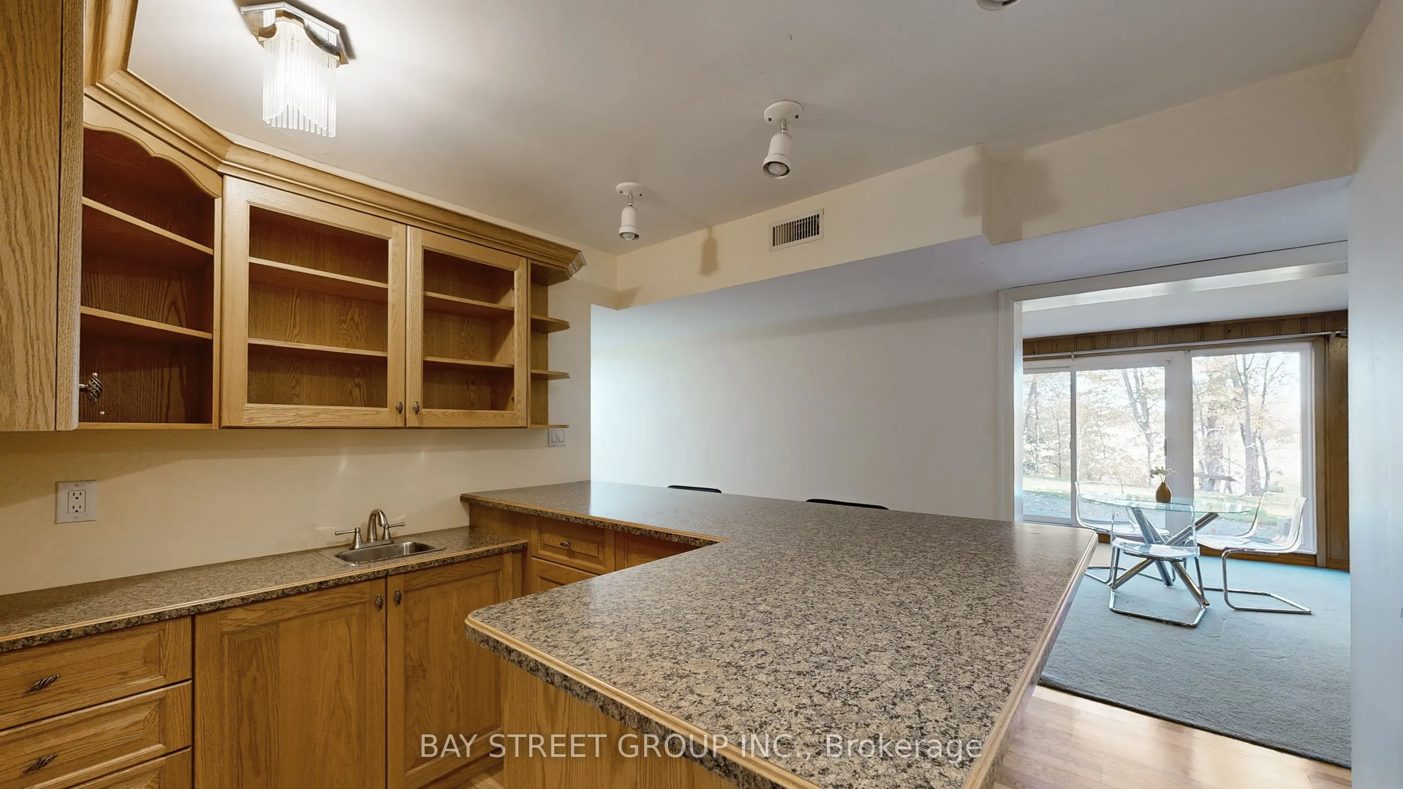 26 Restwell Crescent, #B1