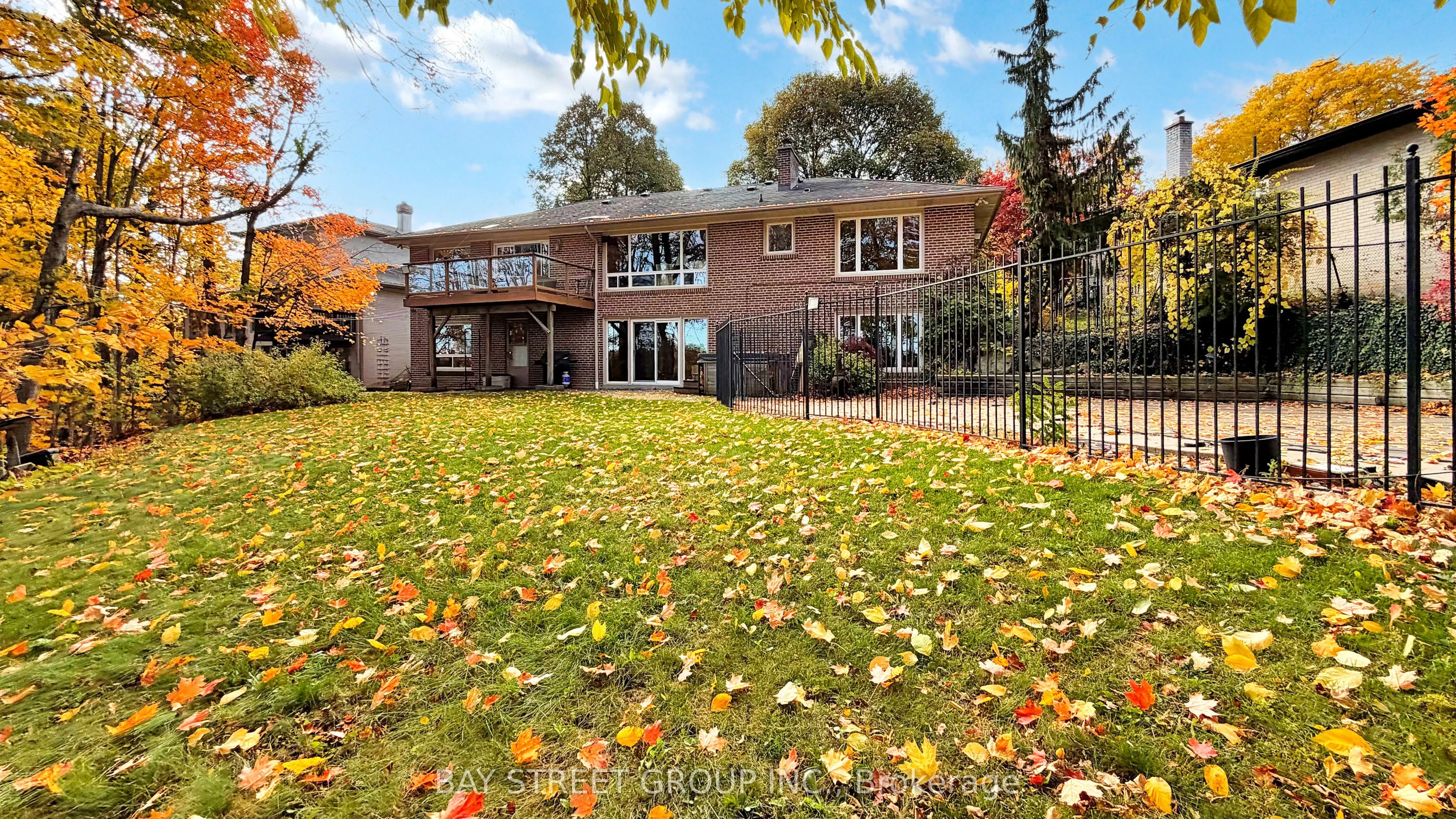 26 Restwell Crescent, #B1