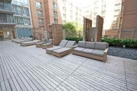 1 Bedford Road, #618