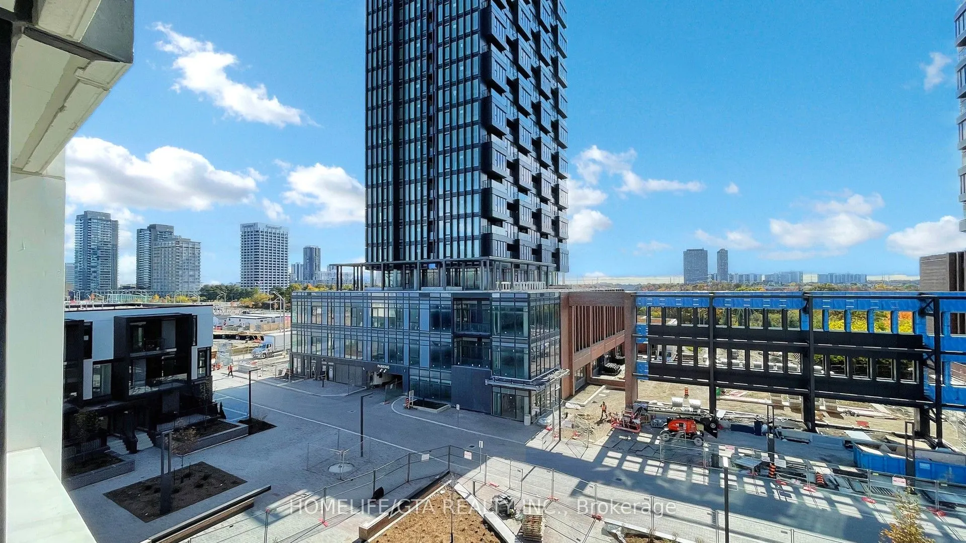 1 Kyle Lowry Road, #426