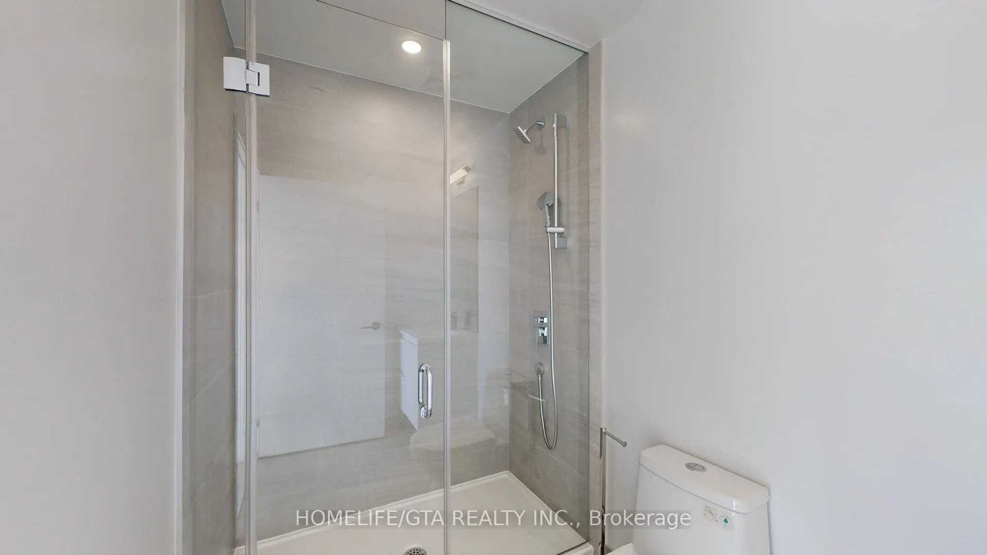 1 Kyle Lowry Road, #426