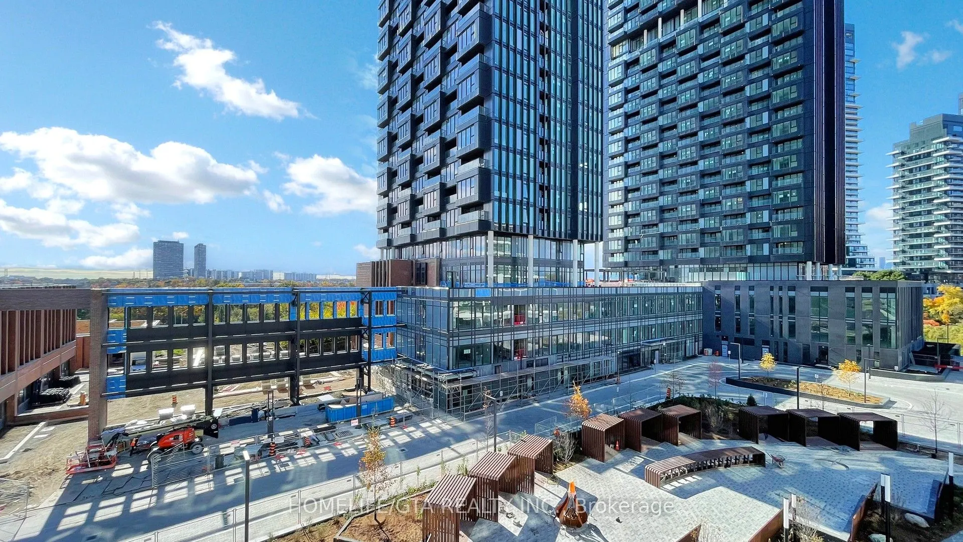 1 Kyle Lowry Road, #426