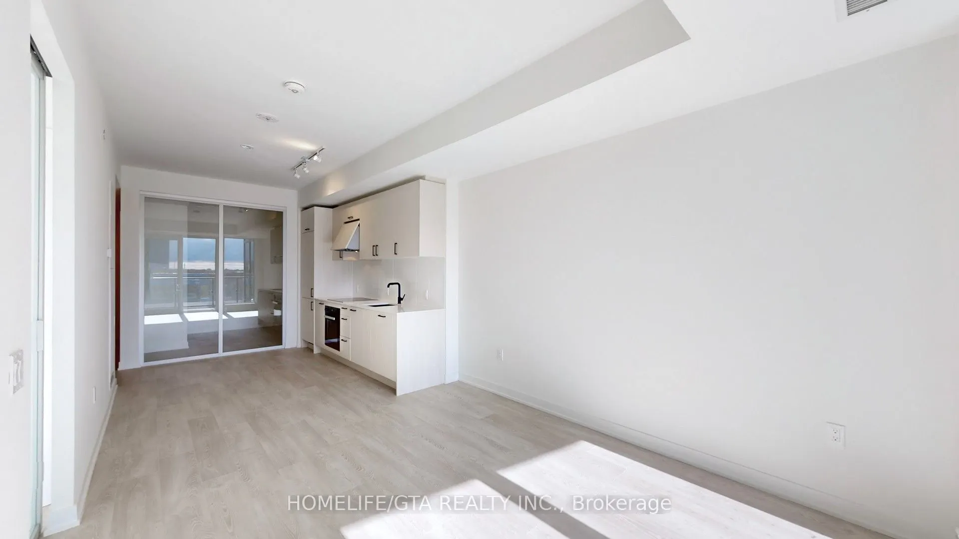 1 Kyle Lowry Road, #426