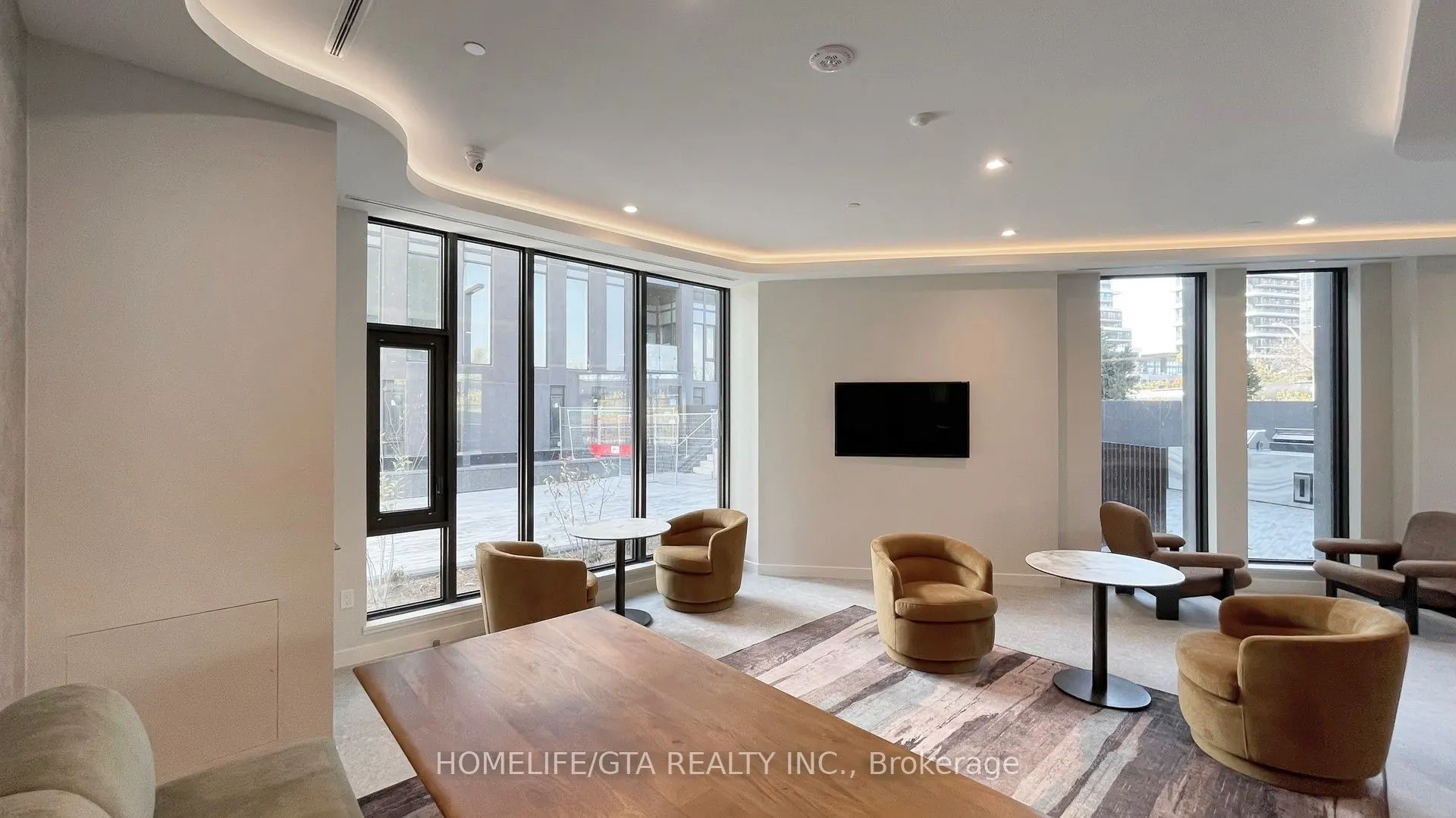 1 Kyle Lowry Road, #426