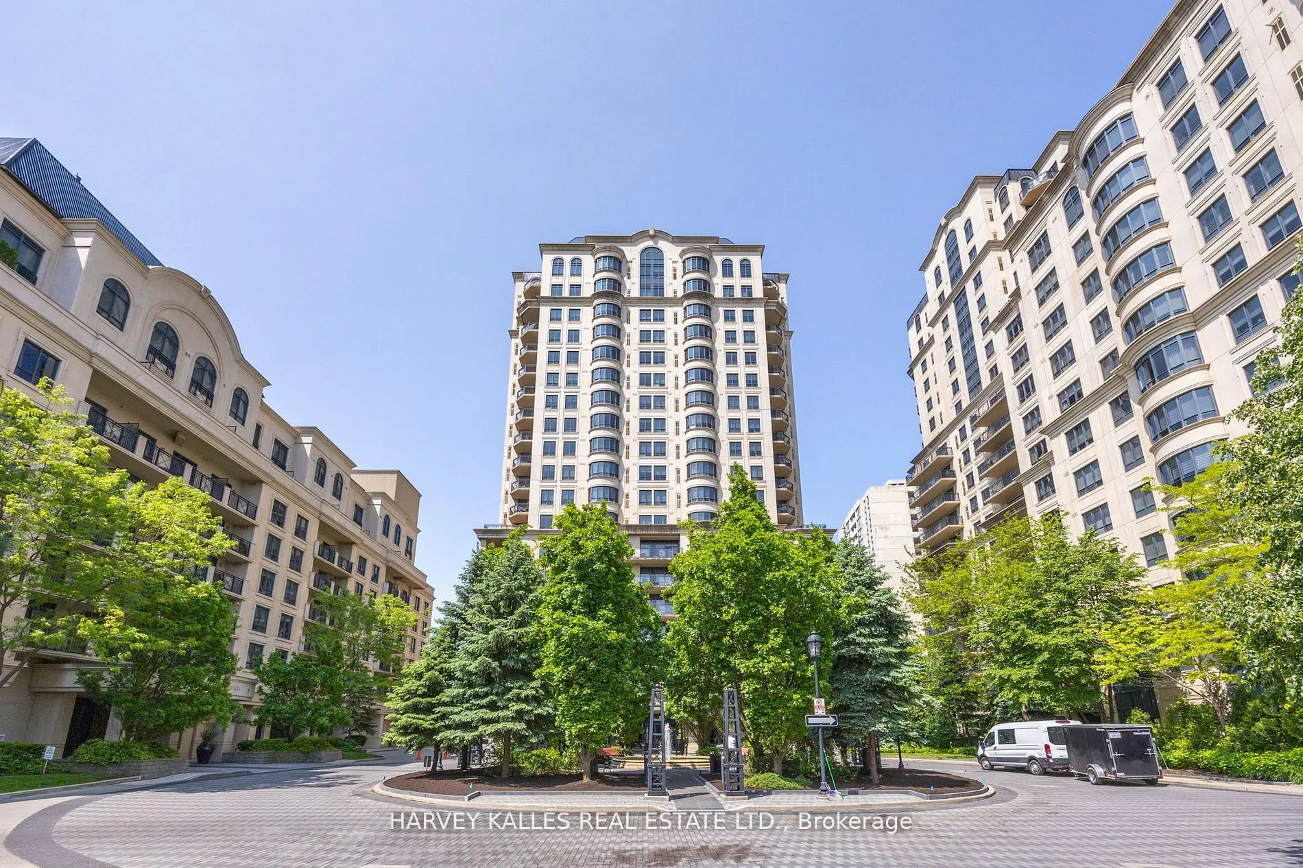 660 Sheppard Avenue E, #1602B