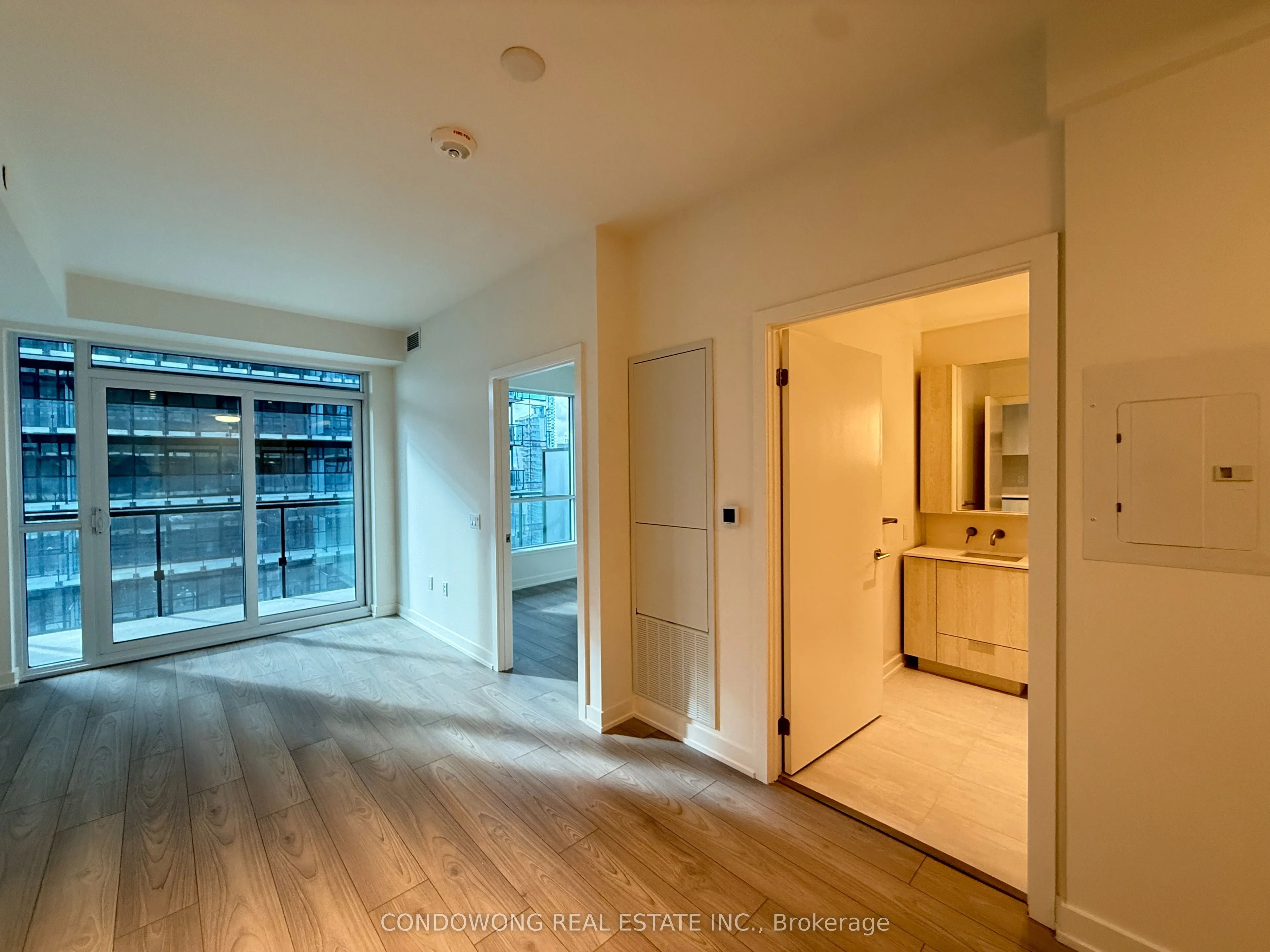 120 Broadway Avenue, #1207