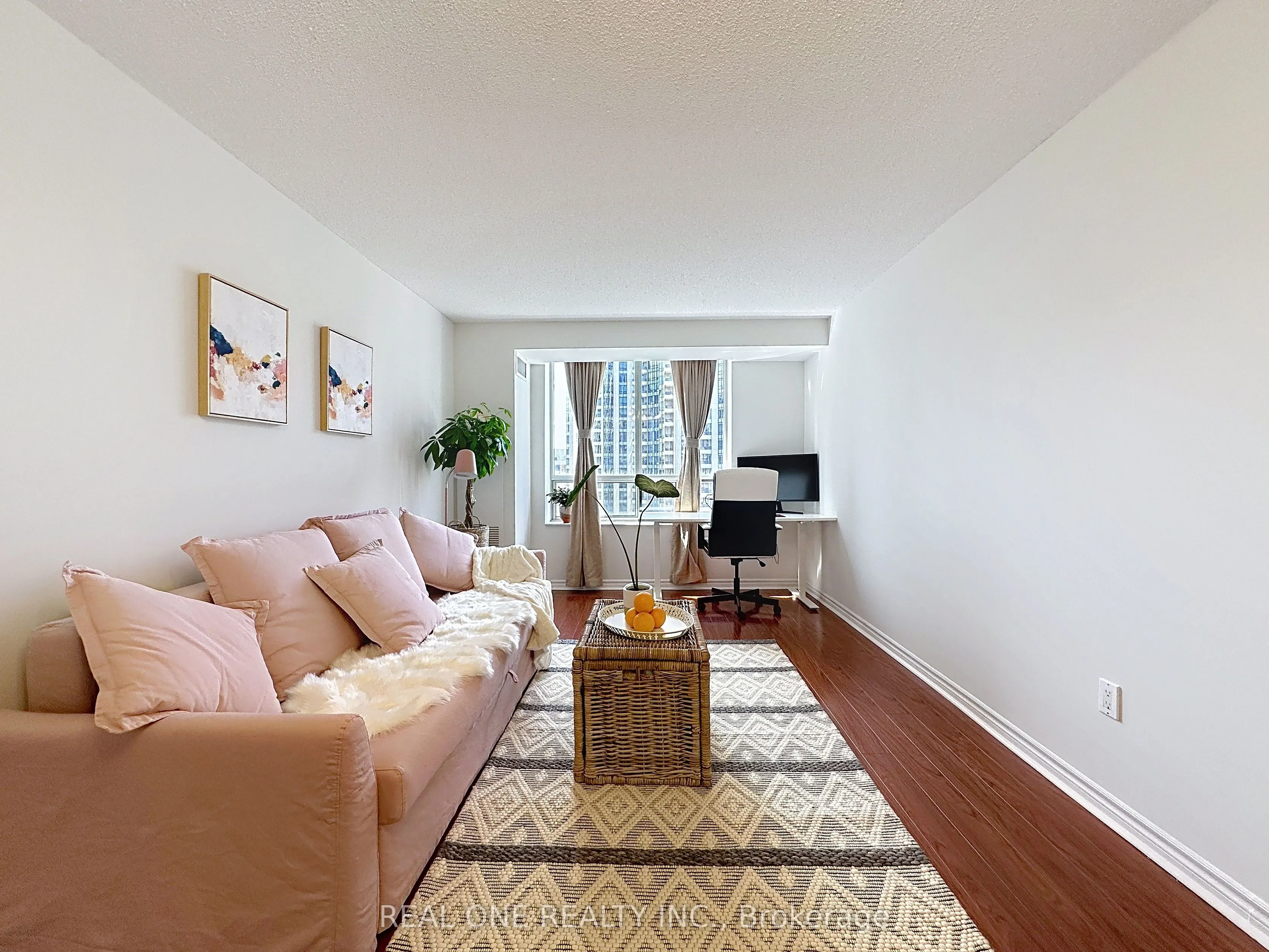 18 Sommerset Way, #1708