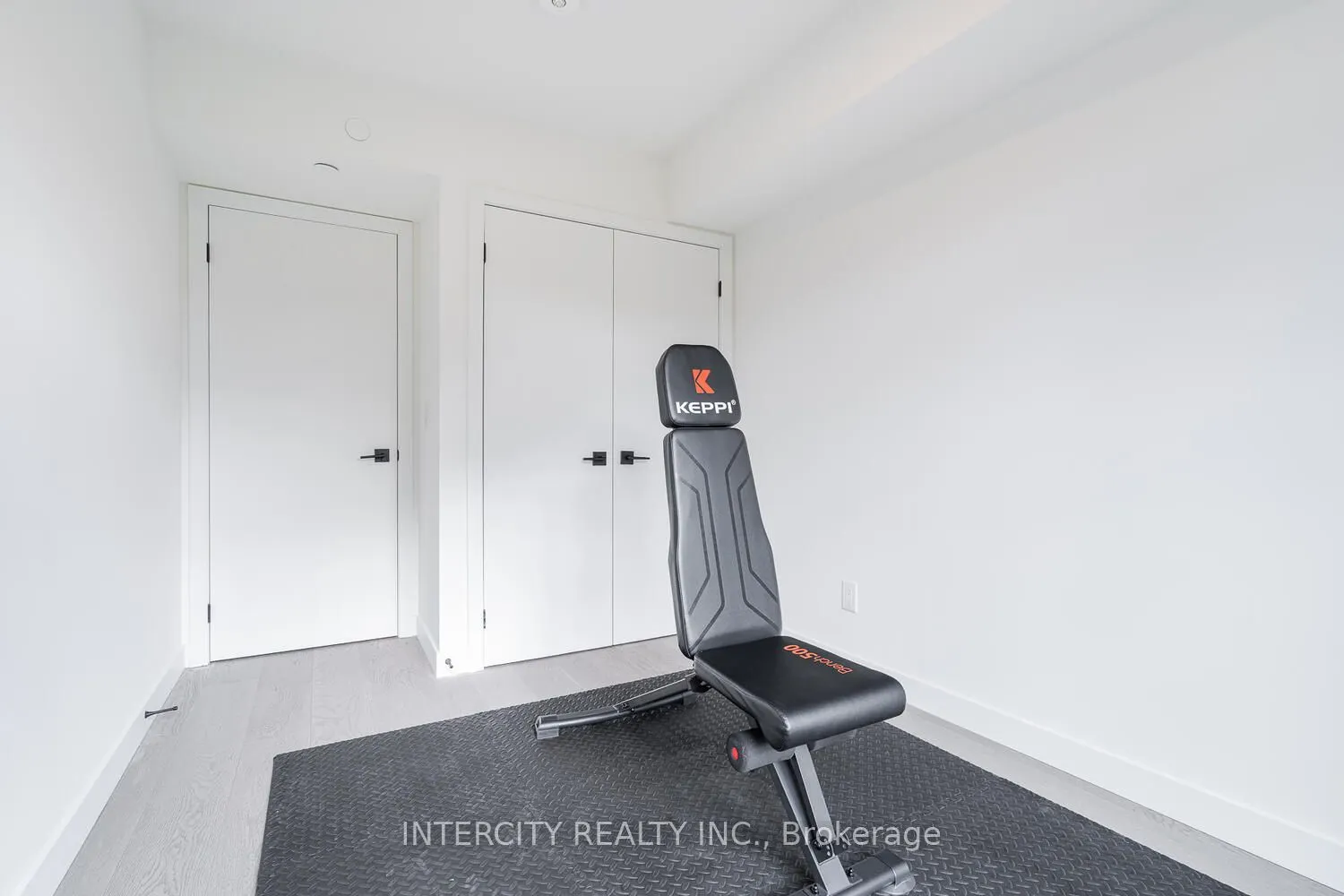 851 Sheppard Avenue W, #1