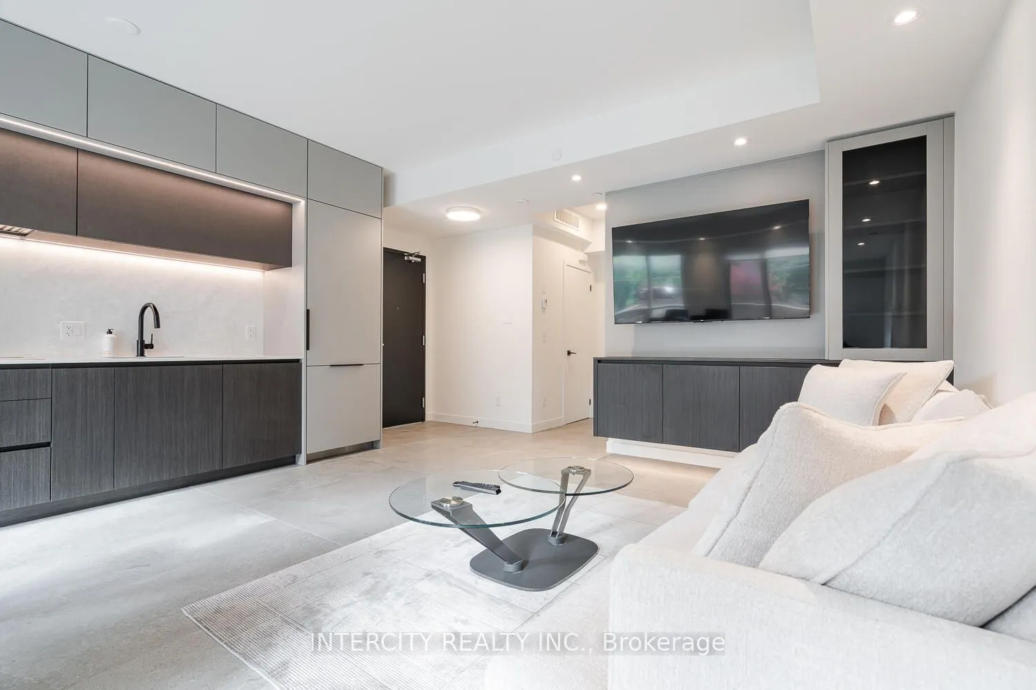 851 Sheppard Avenue W, #1