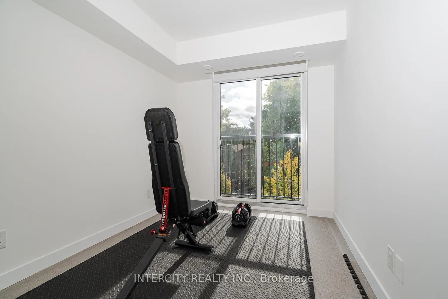 851 Sheppard Avenue W, #1