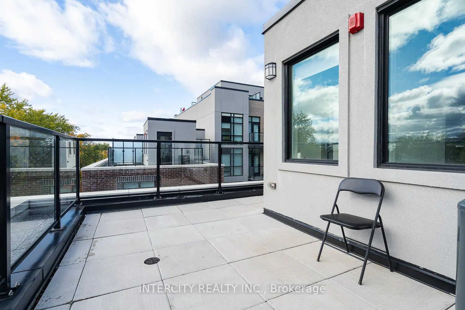 851 Sheppard Avenue W, #1