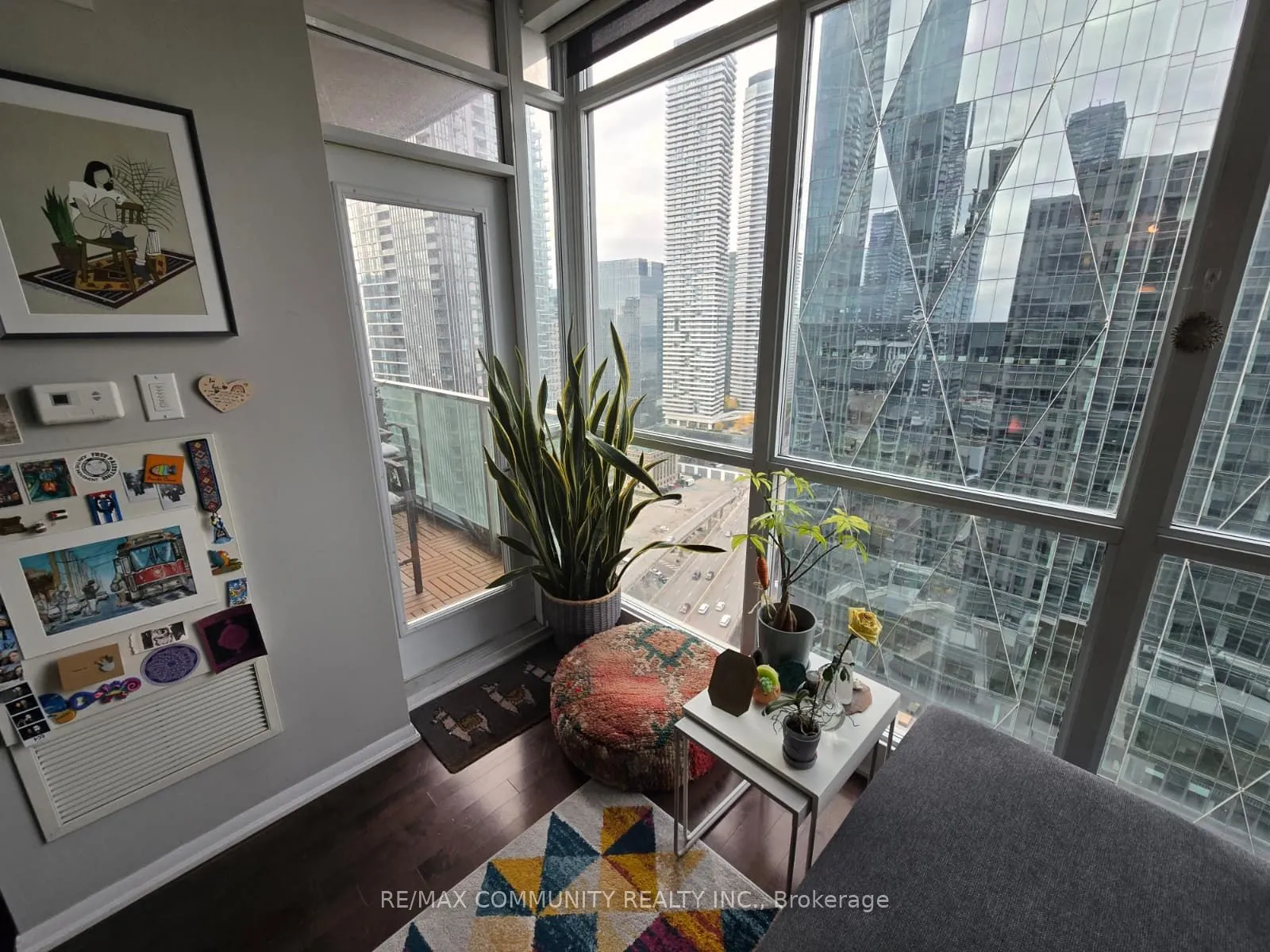18 Yonge Street, #3313
