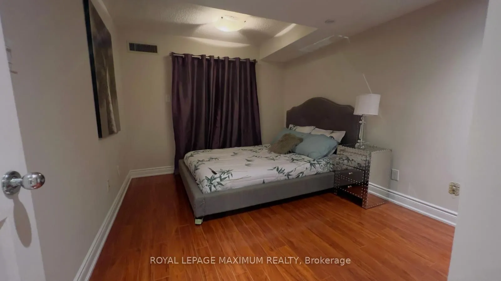 33 University Avenue, #204