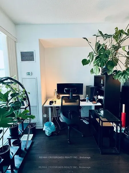 352 Front Street W, #1612