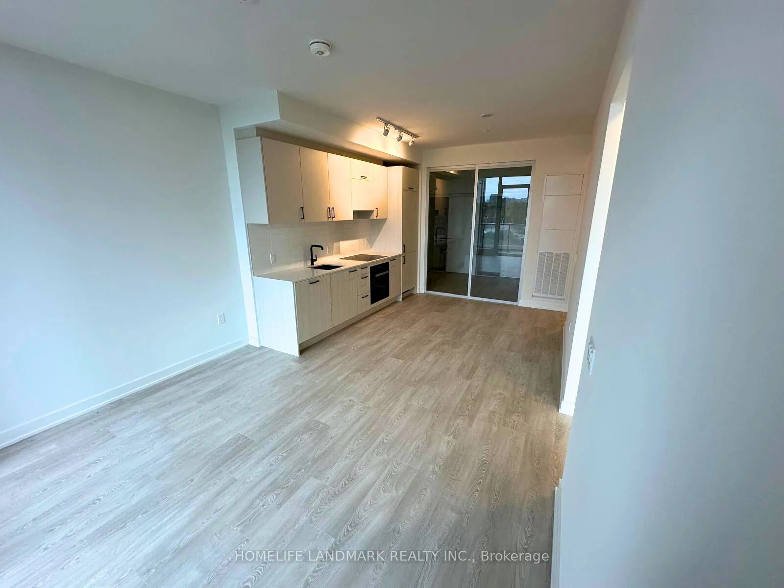 1 Kyle Lowry Road, #612