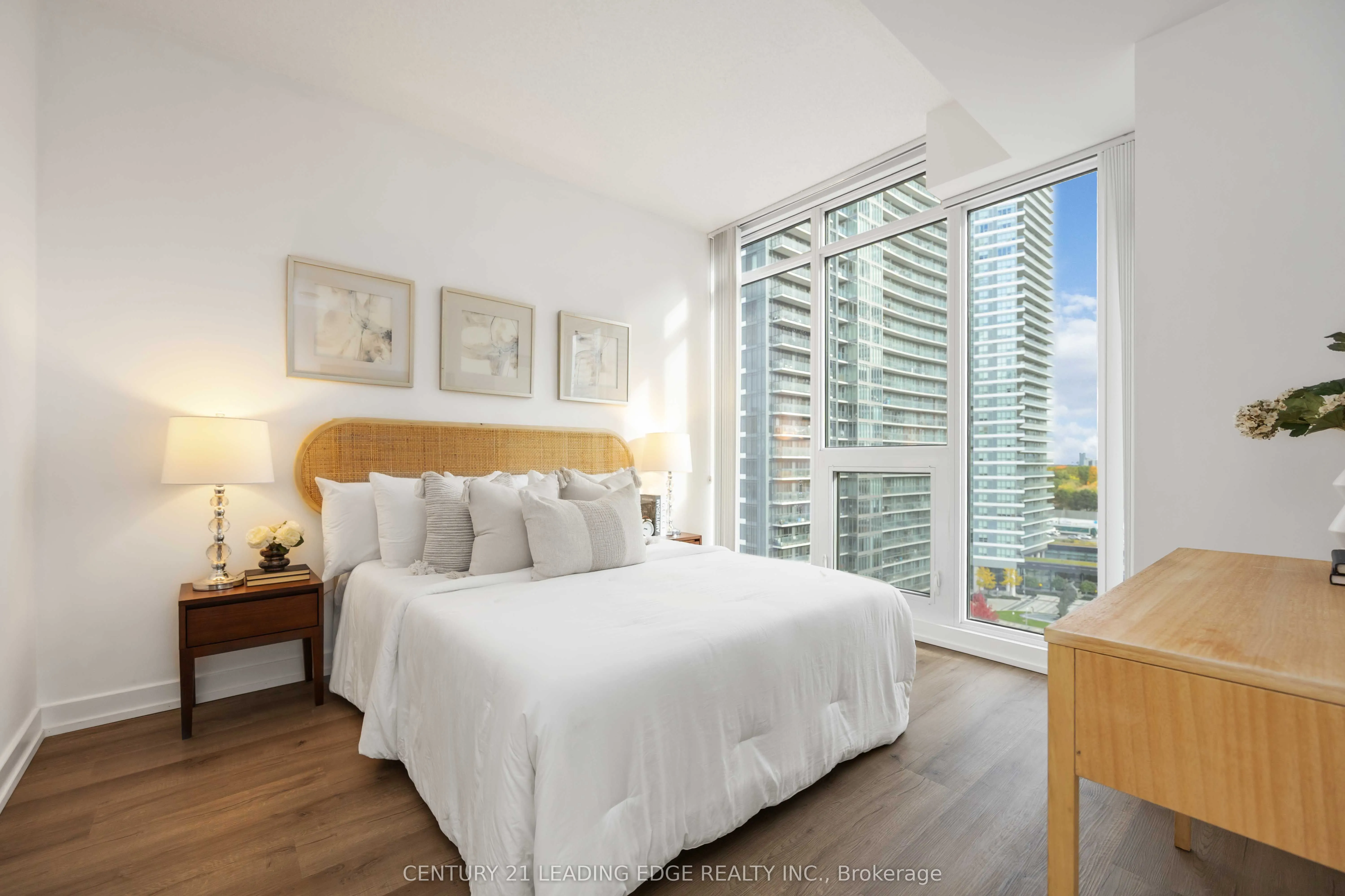 72 Esther Shiner Boulevard, #1106