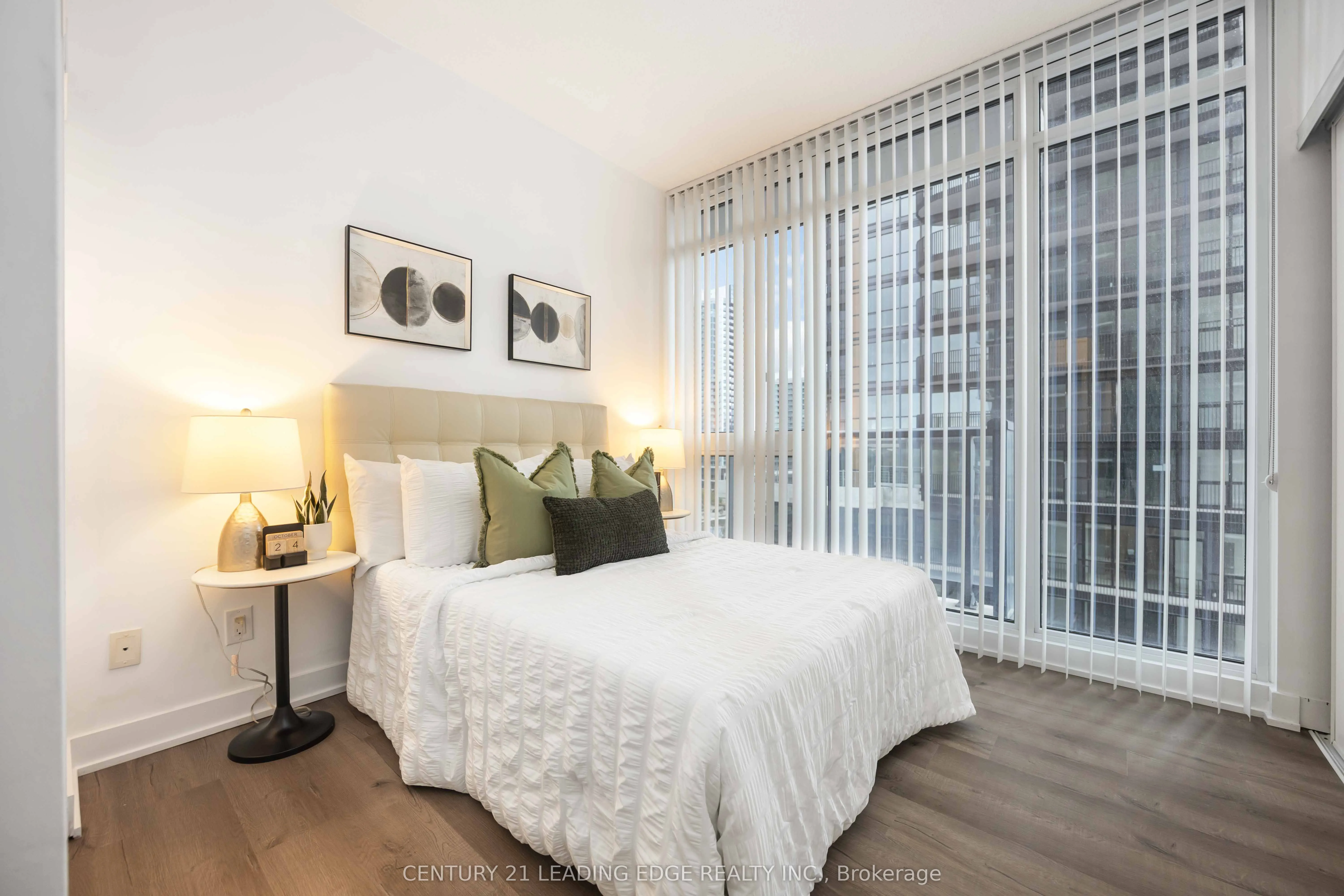 72 Esther Shiner Boulevard, #1106