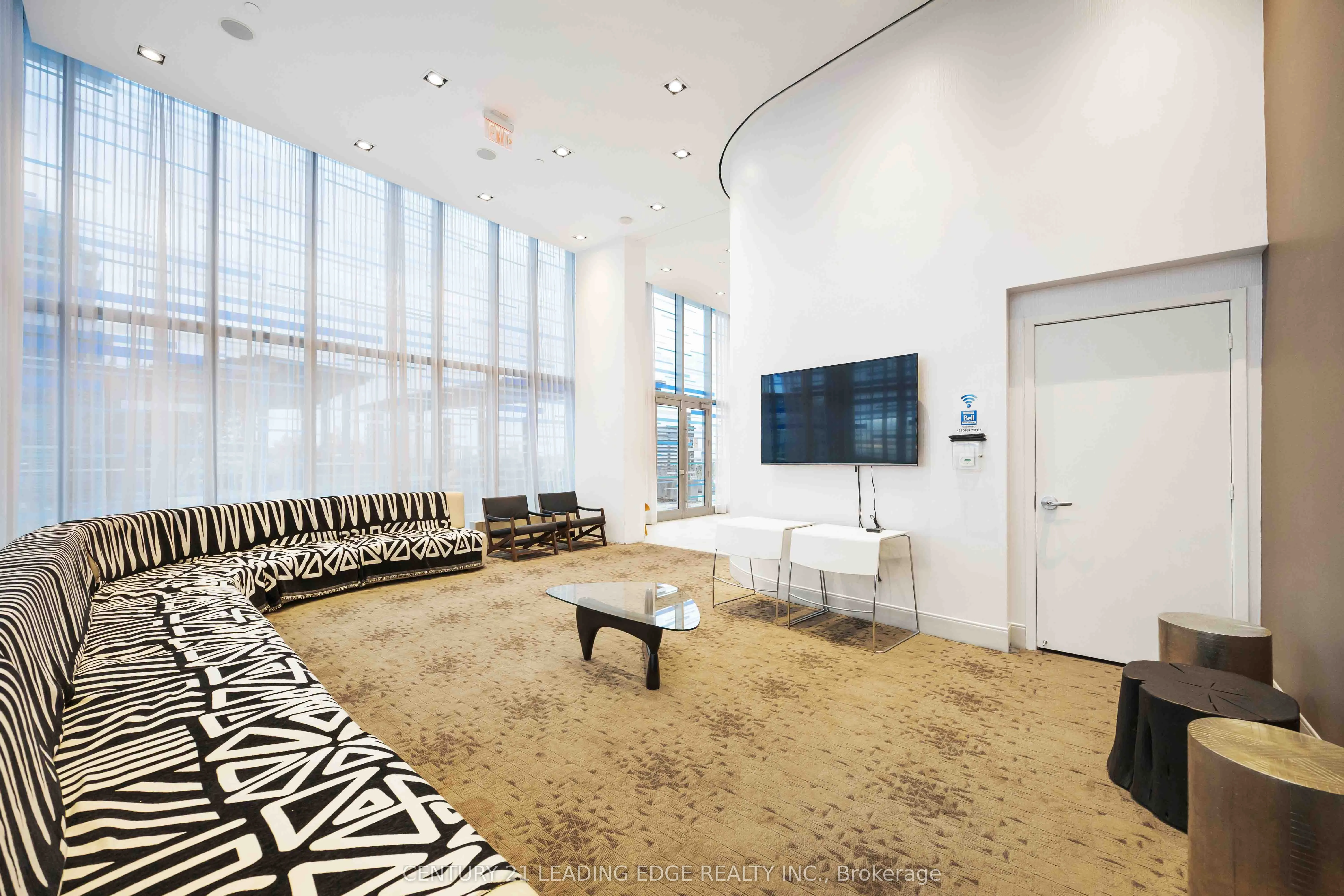 72 Esther Shiner Boulevard, #1106