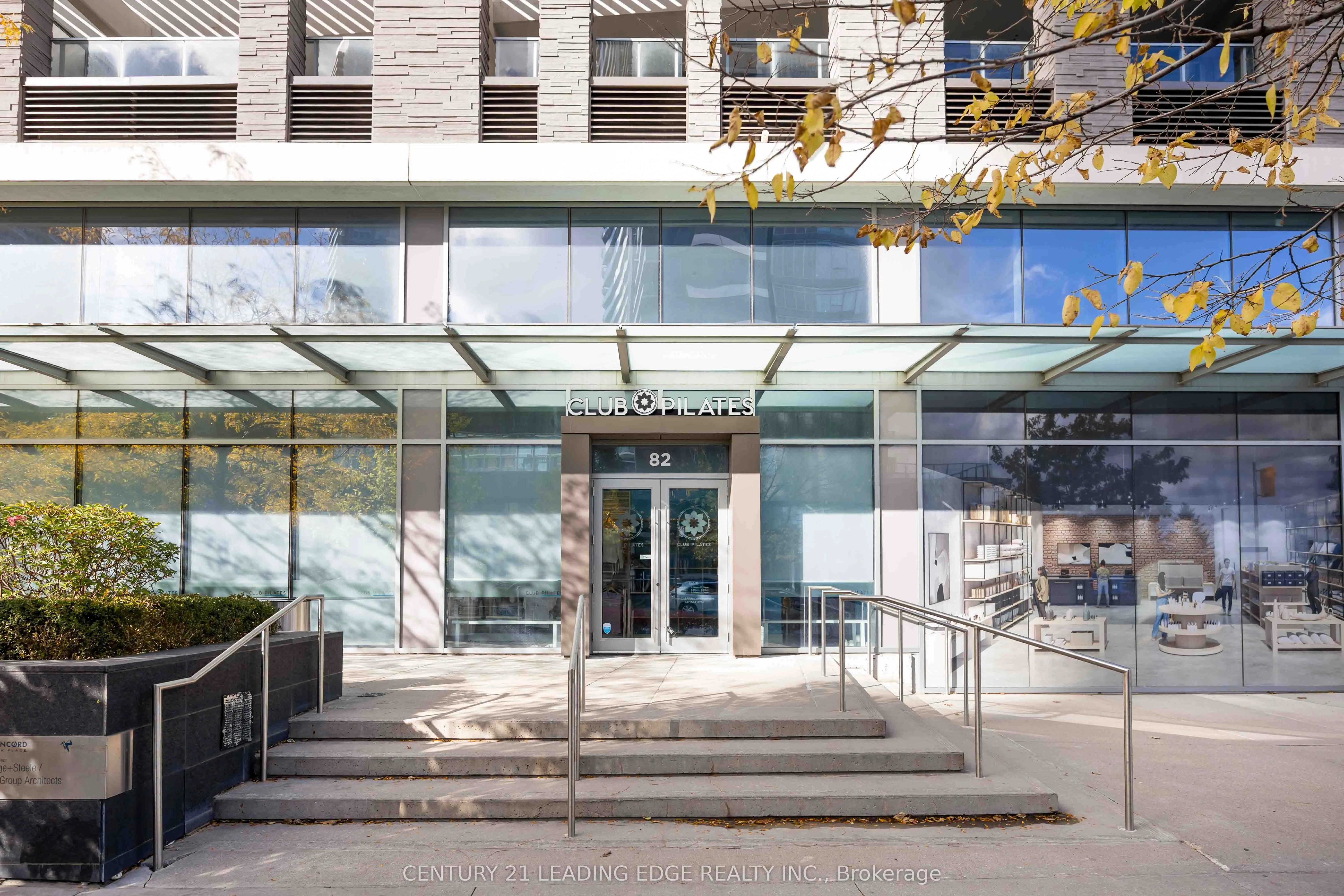 72 Esther Shiner Boulevard, #1106