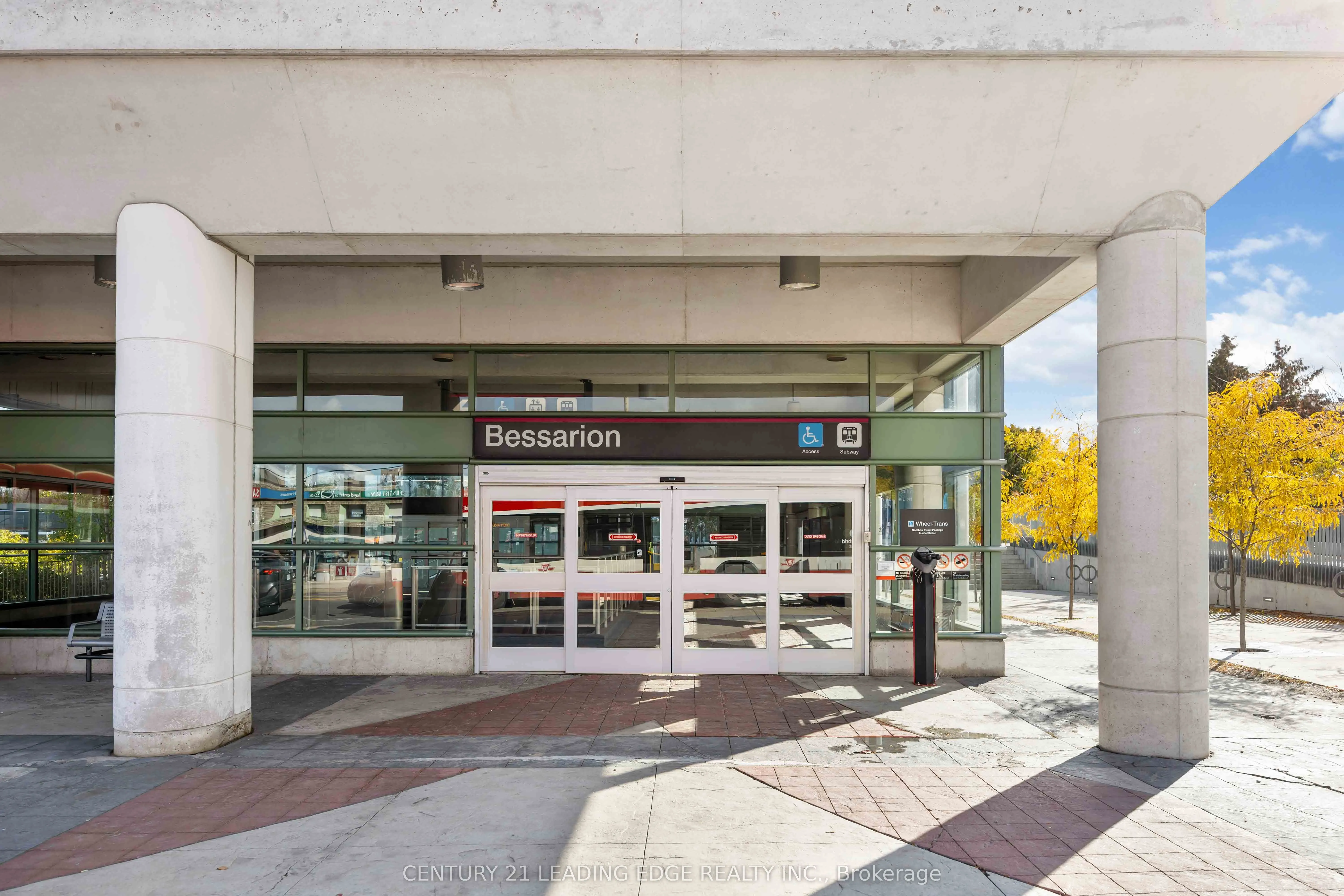 72 Esther Shiner Boulevard, #1106