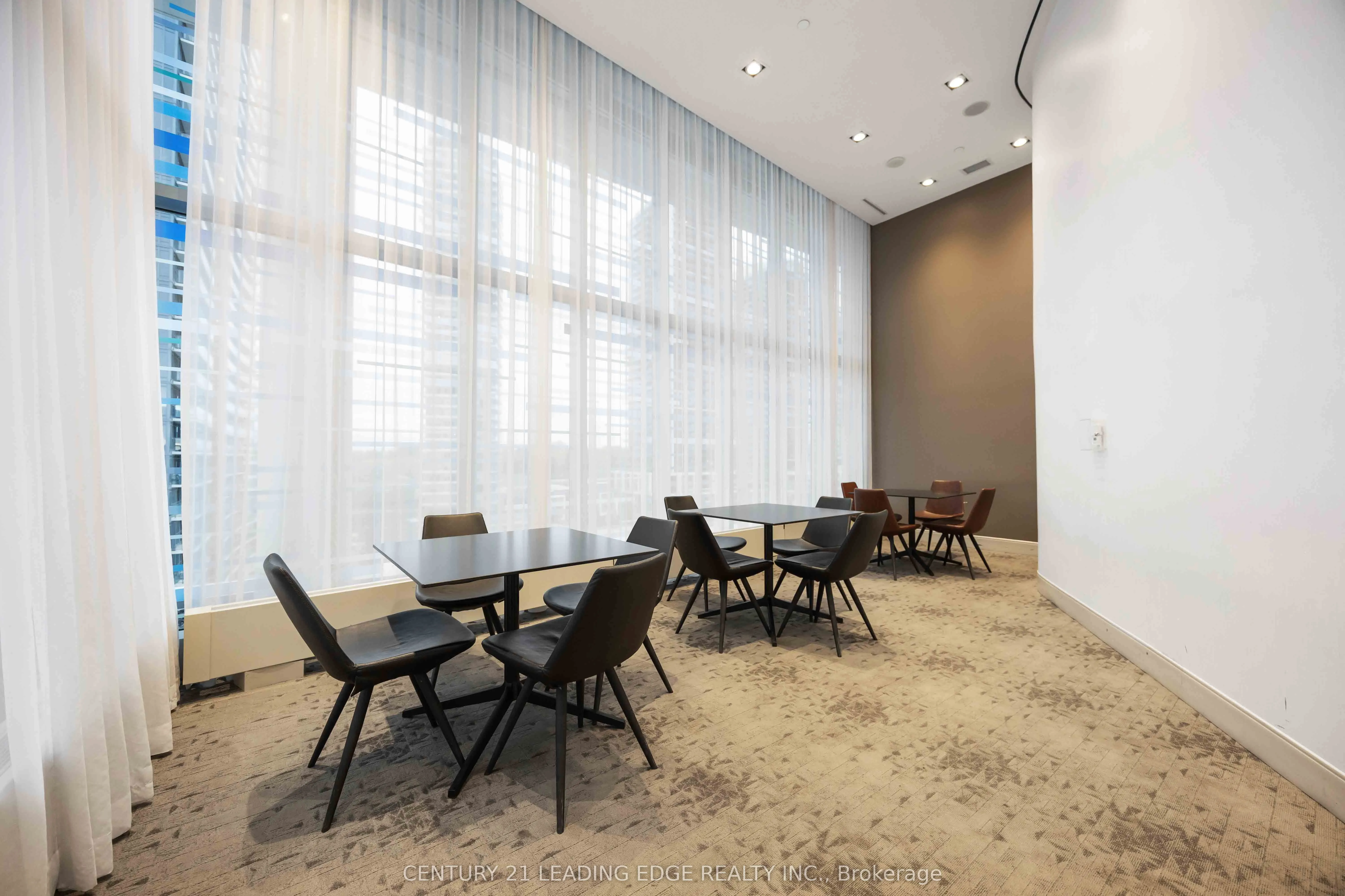 72 Esther Shiner Boulevard, #1106