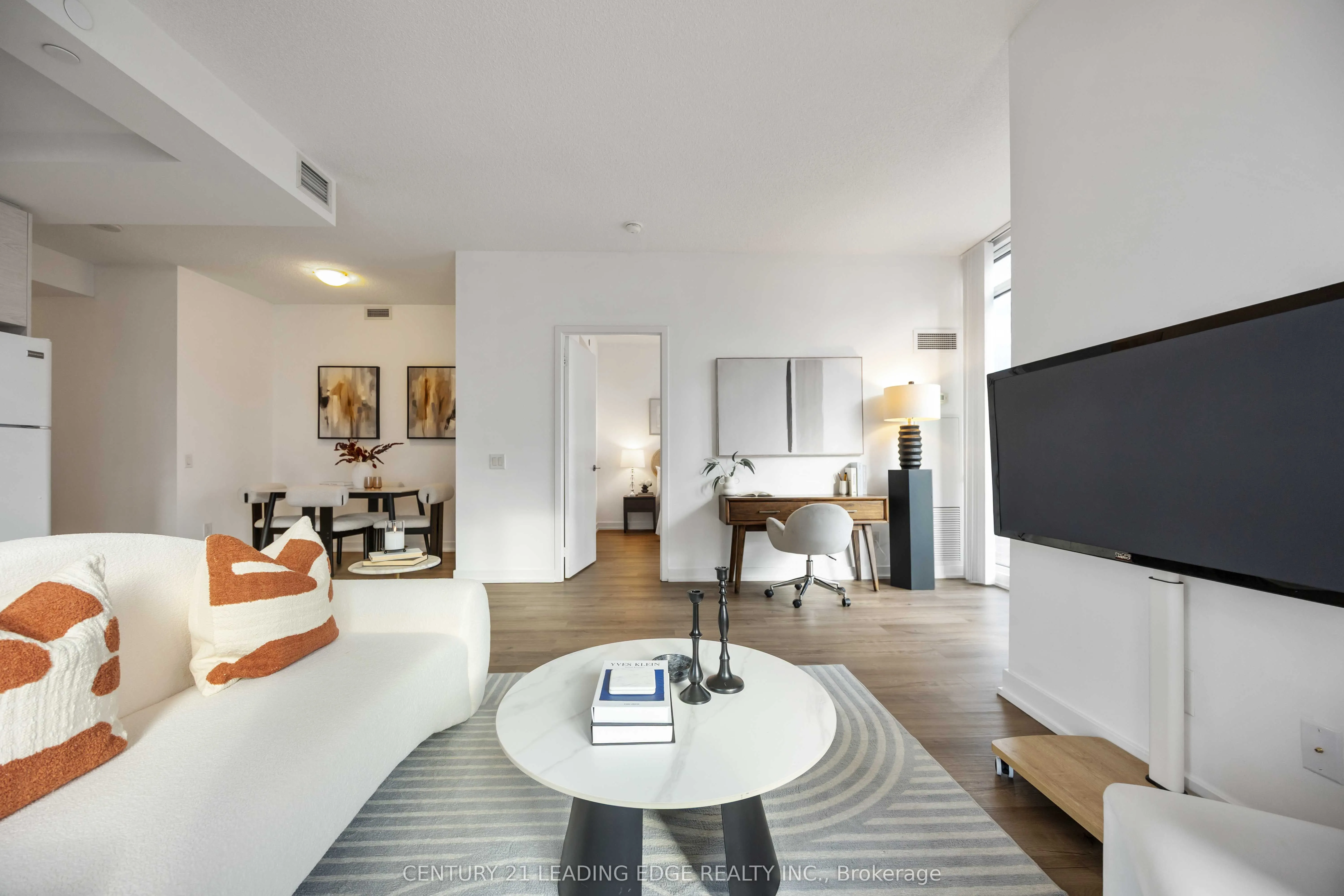 72 Esther Shiner Boulevard, #1106