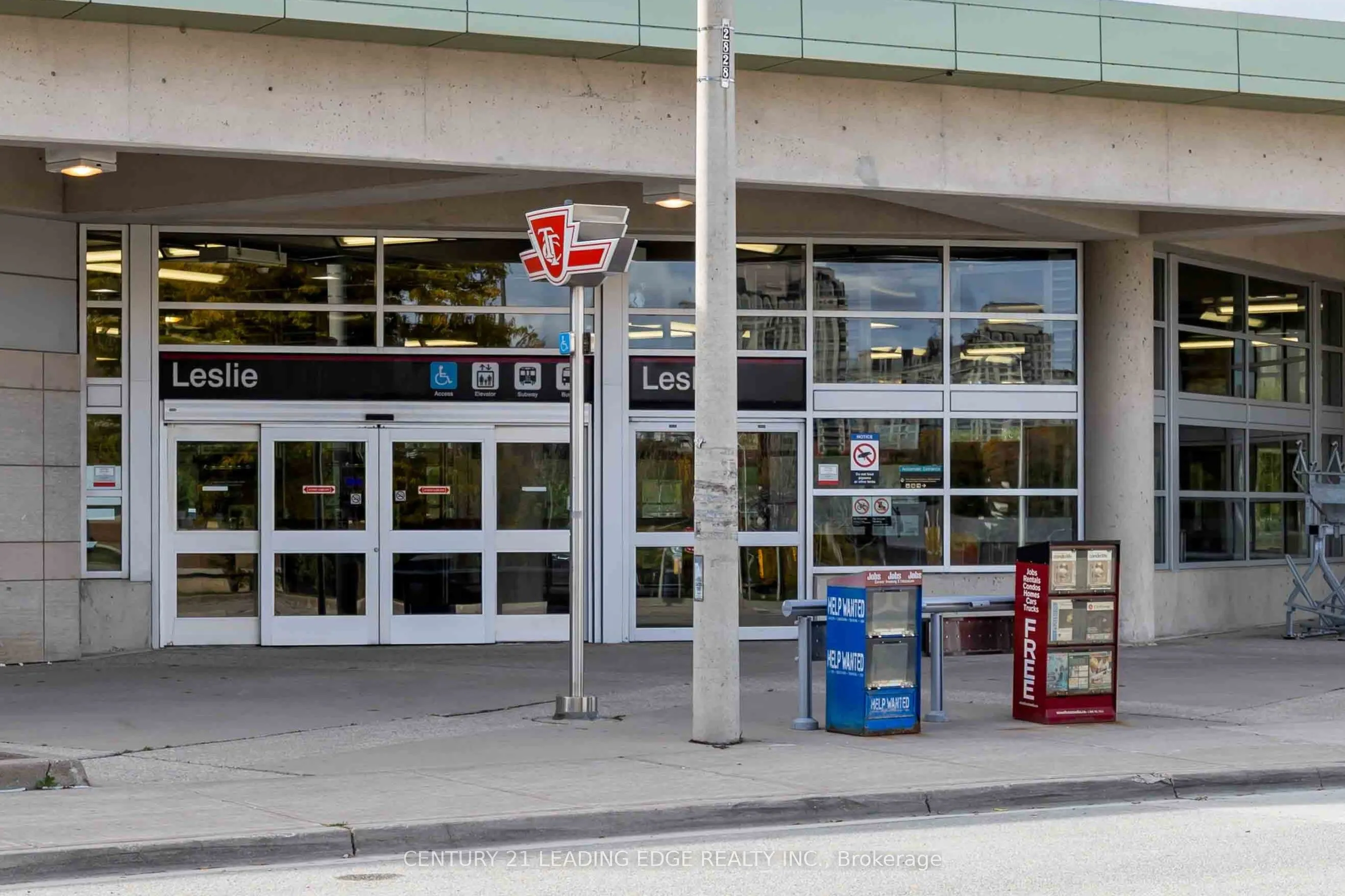 72 Esther Shiner Boulevard, #1106