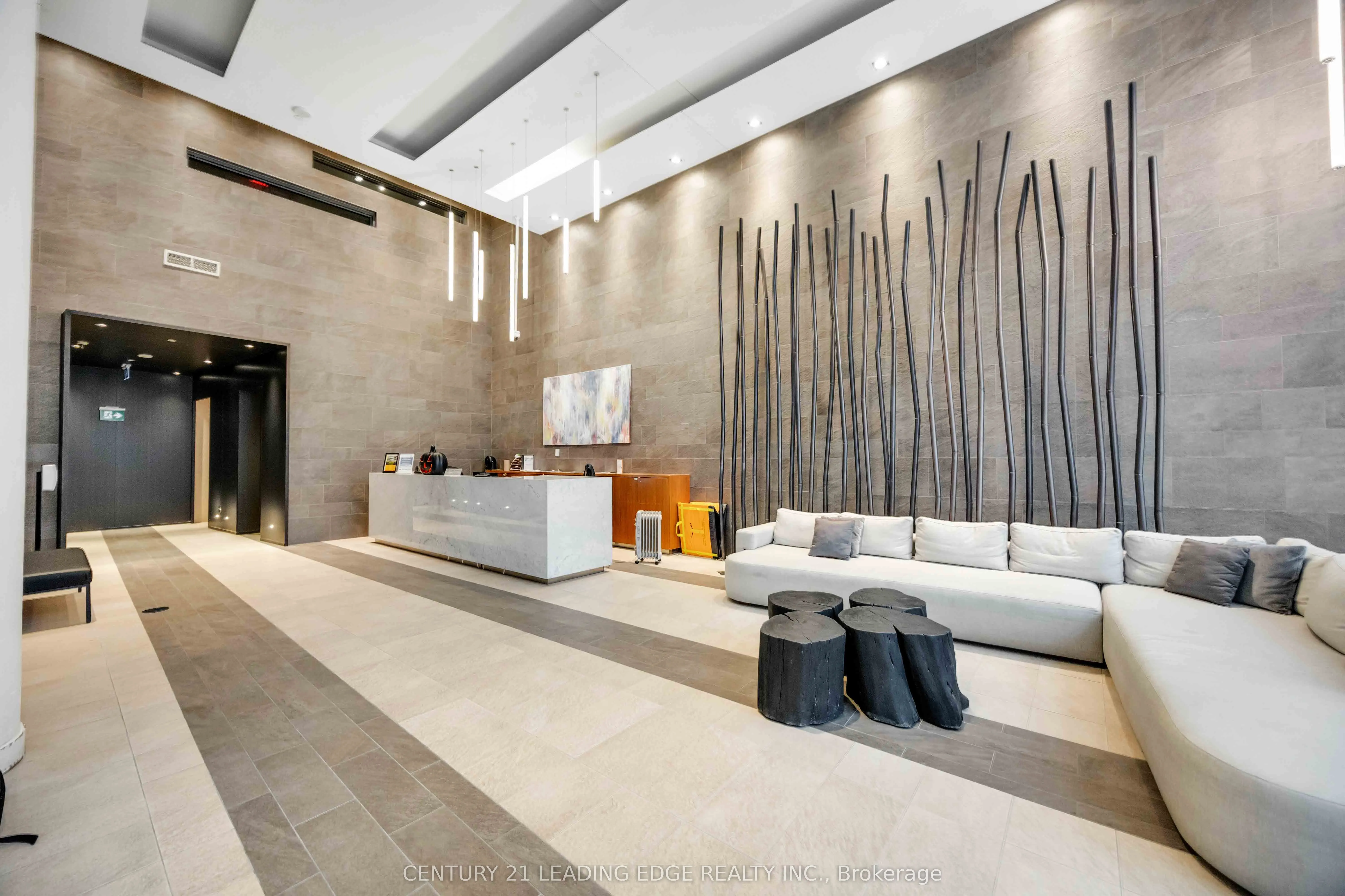 72 Esther Shiner Boulevard, #1106