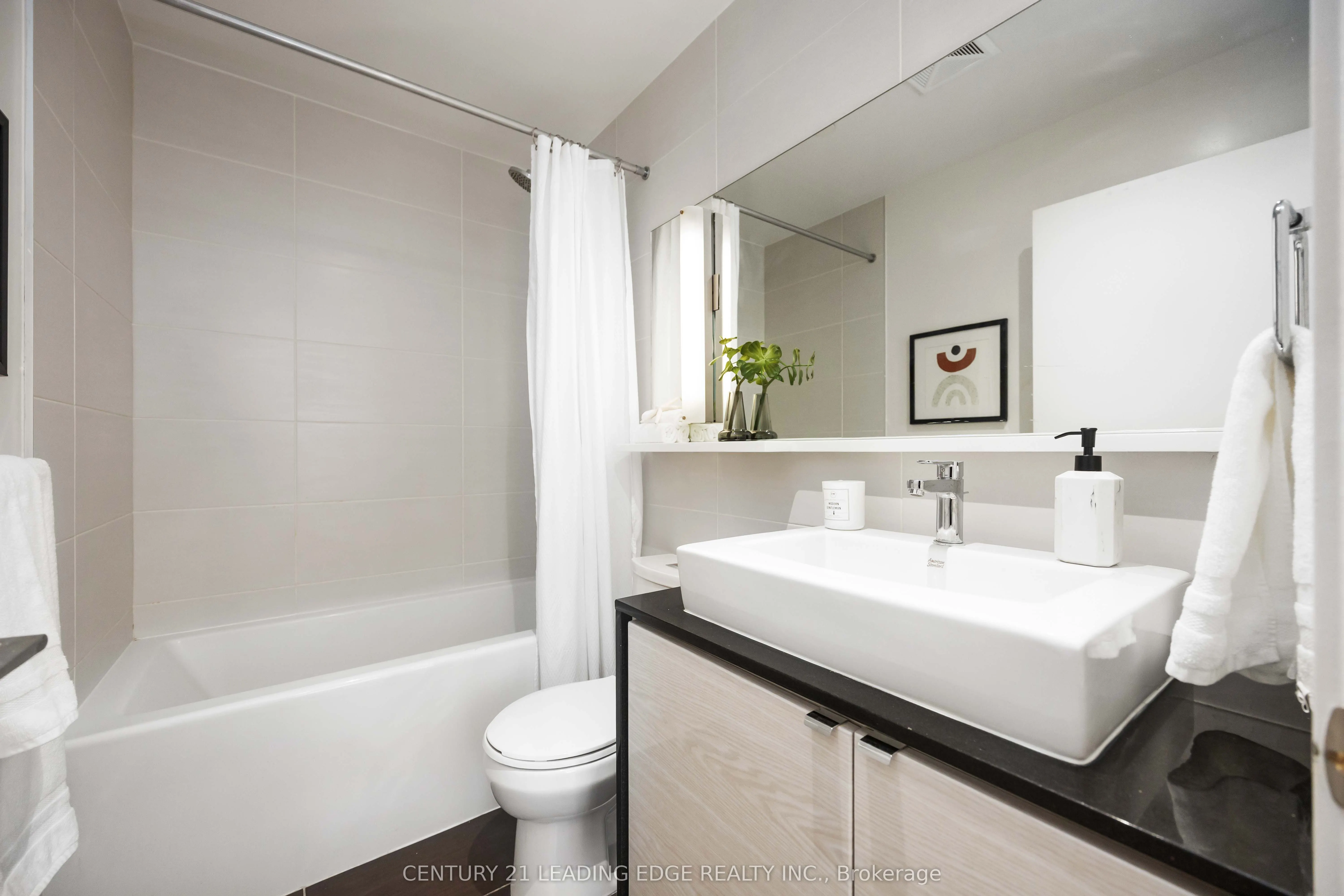 72 Esther Shiner Boulevard, #1106