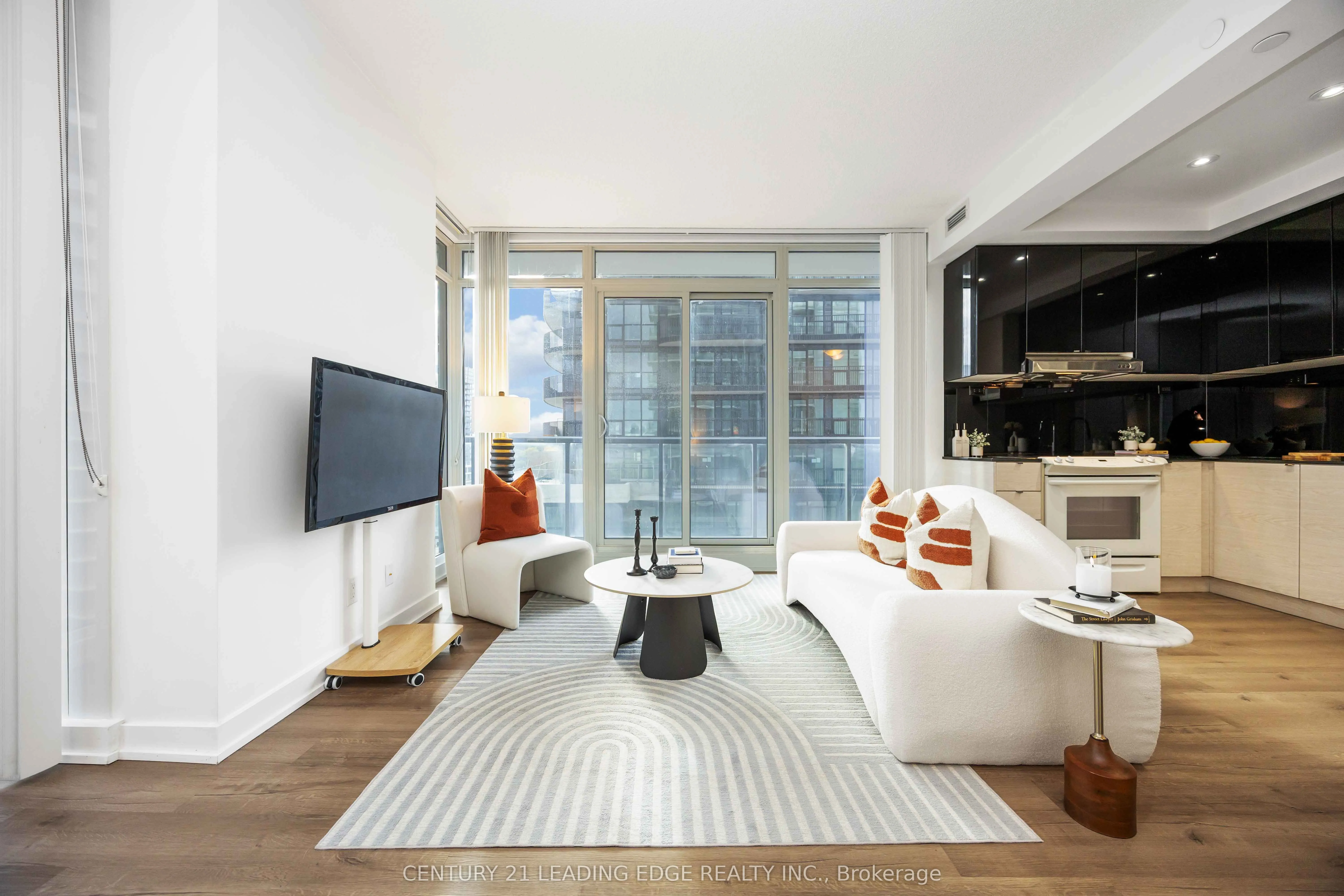 72 Esther Shiner Boulevard, #1106