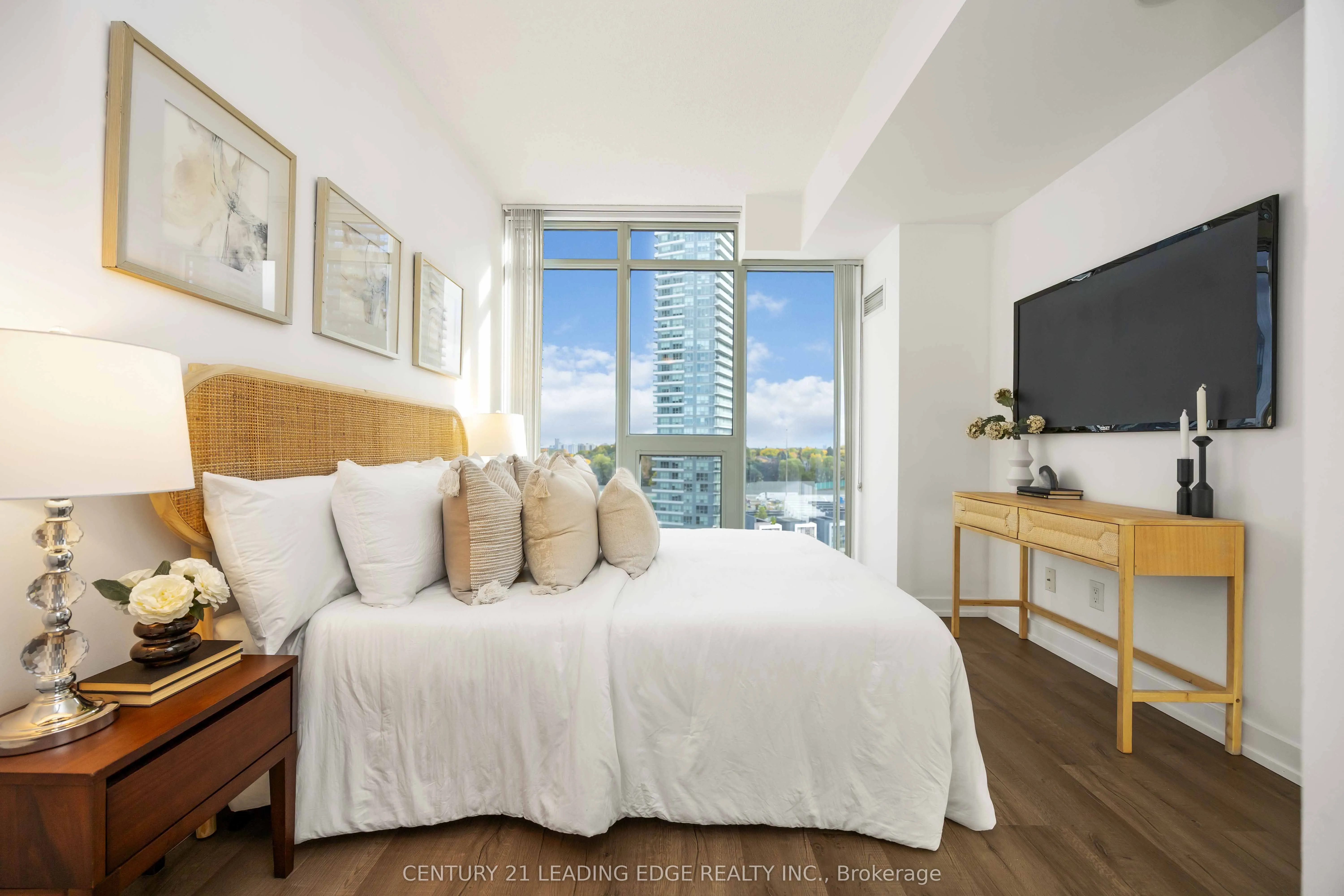 72 Esther Shiner Boulevard, #1106