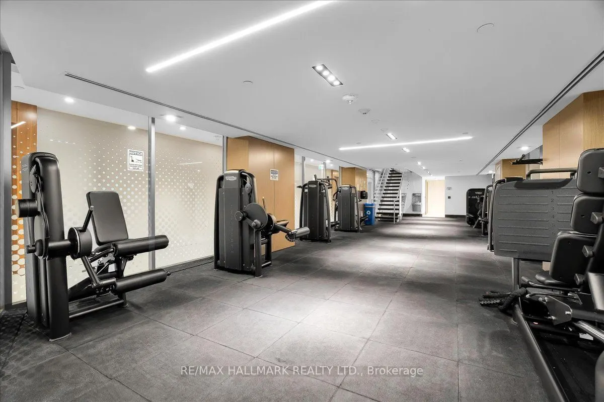 15 Queens Quay E, #311