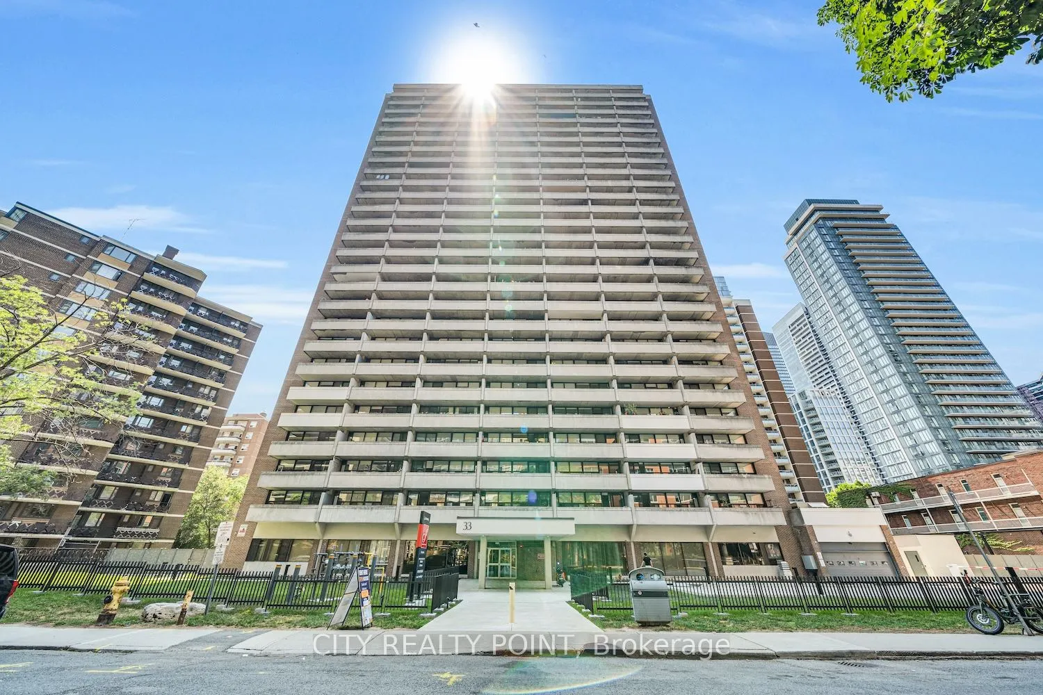 33 Isabella Street, #2214