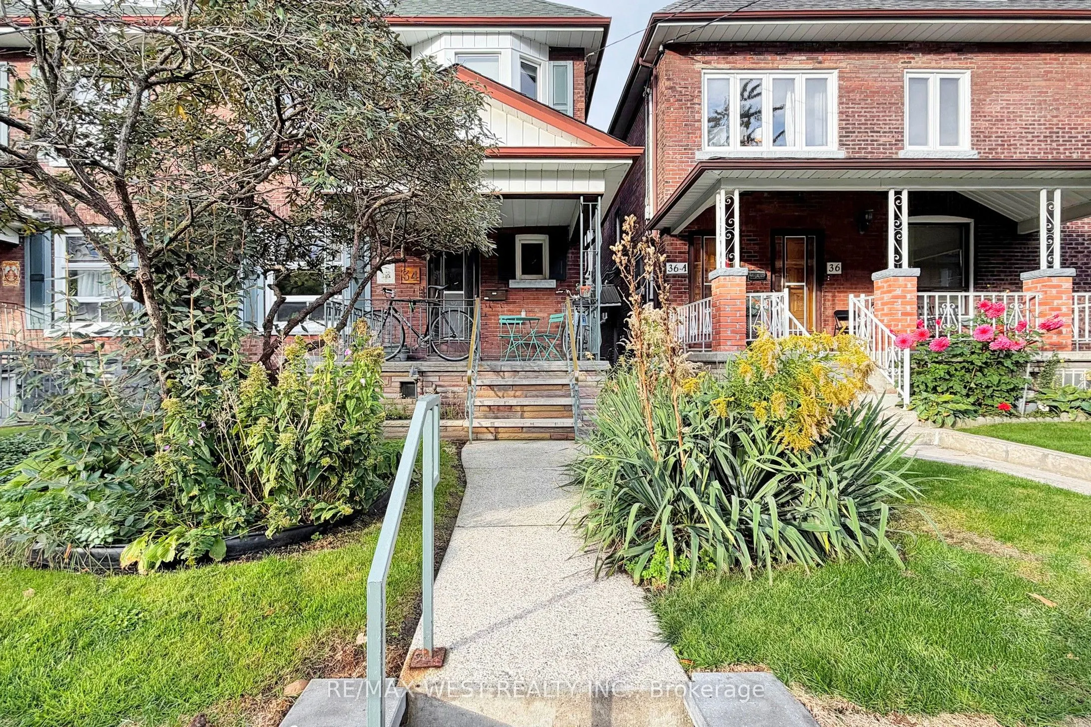 34 Beatrice Street, #Main Floor Unit 2