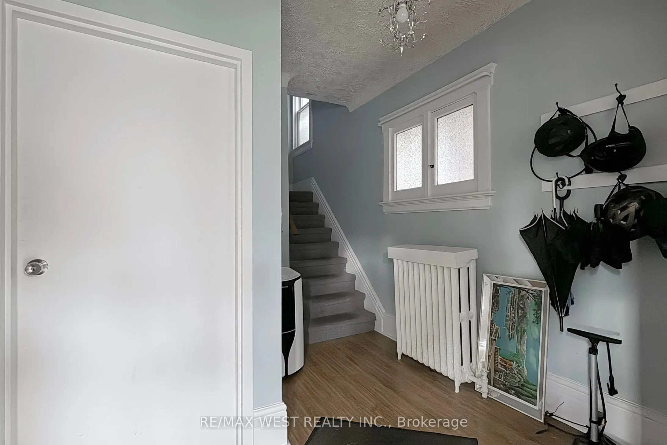 34 Beatrice Street, #Main Floor Unit 2