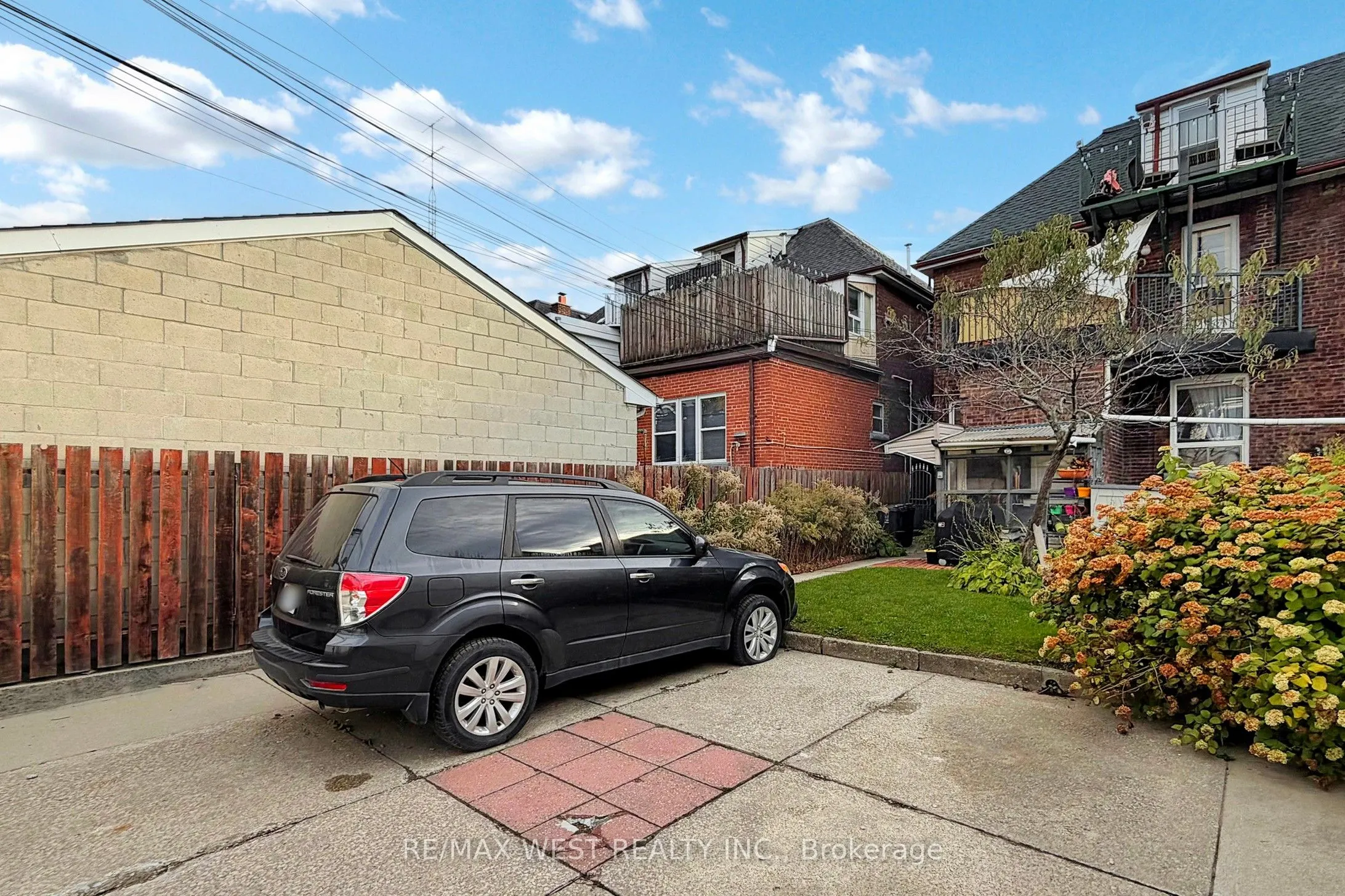 34 Beatrice Street, #Main Floor Unit 2