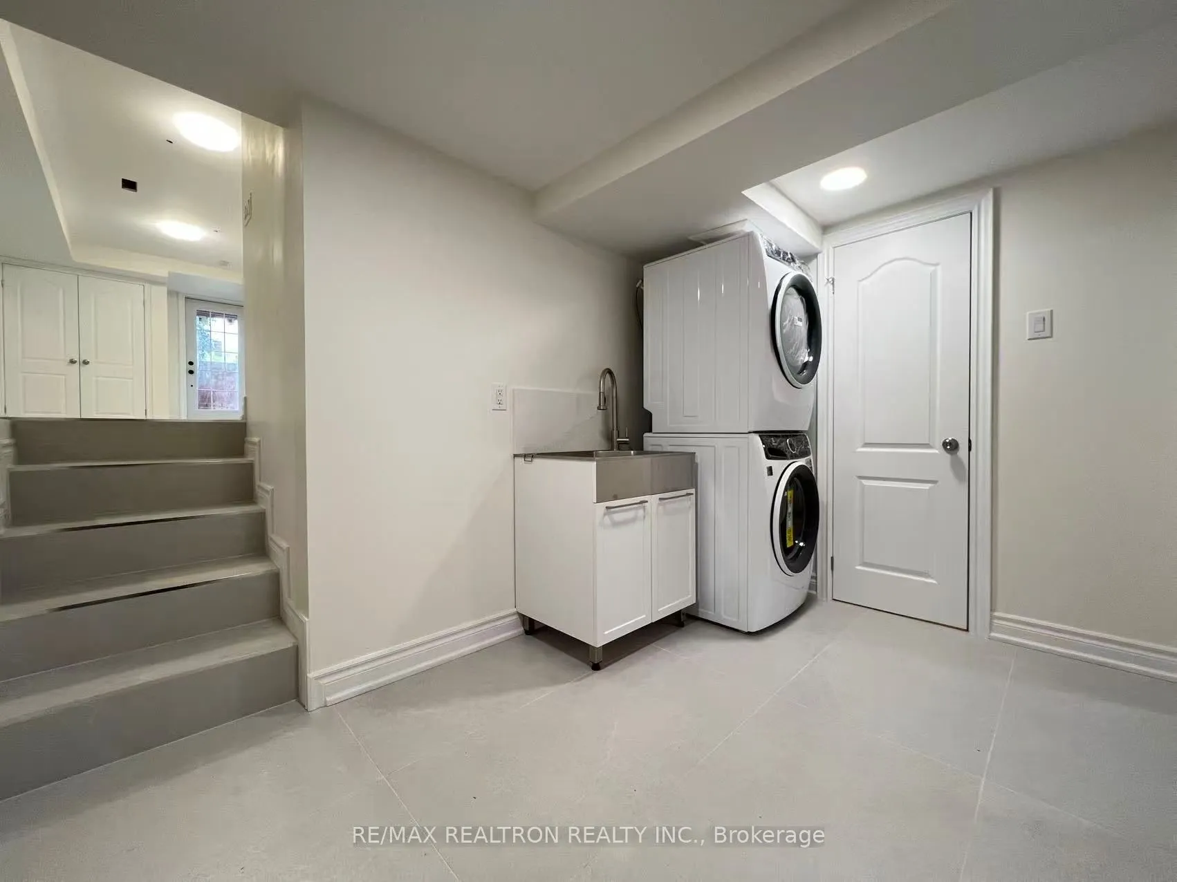 329 Cherokee Boulevard, #Bsmt