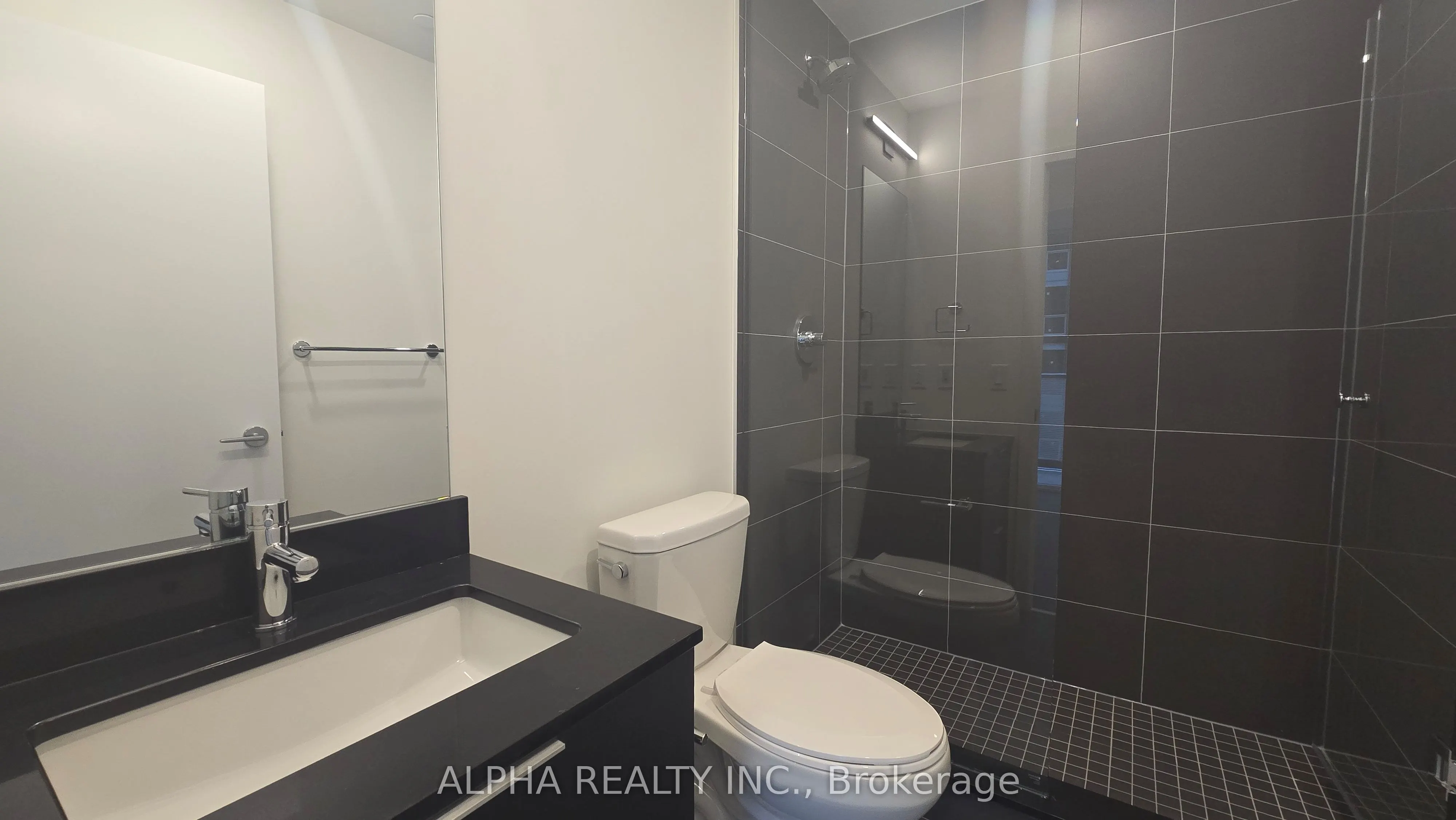 89 Church Street, #4008